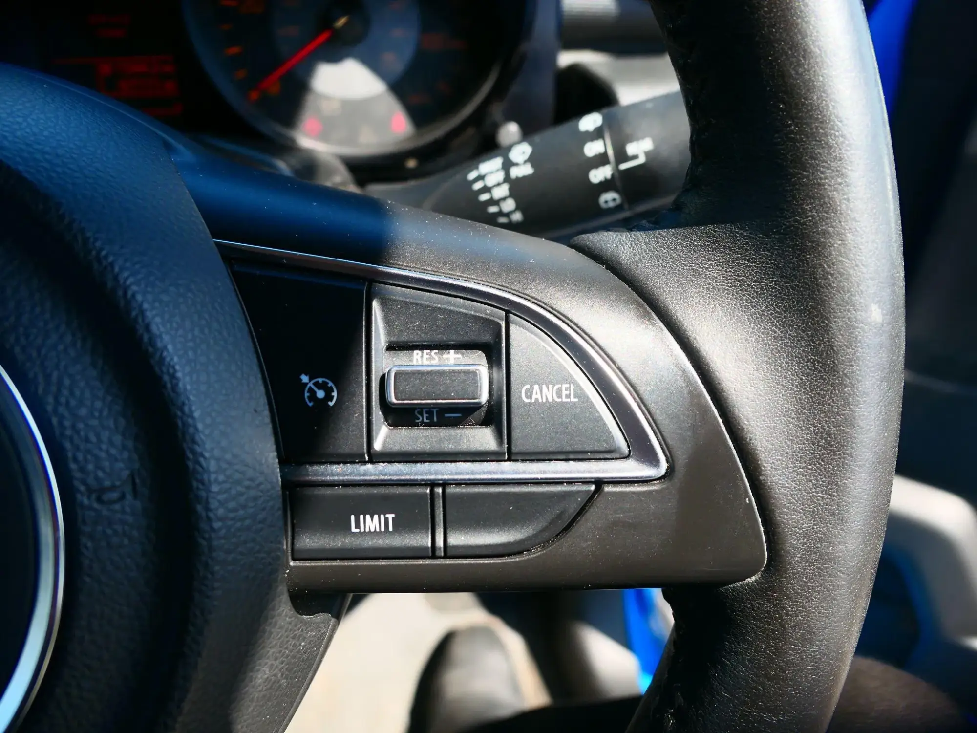 Suzuki Jimny Image 14