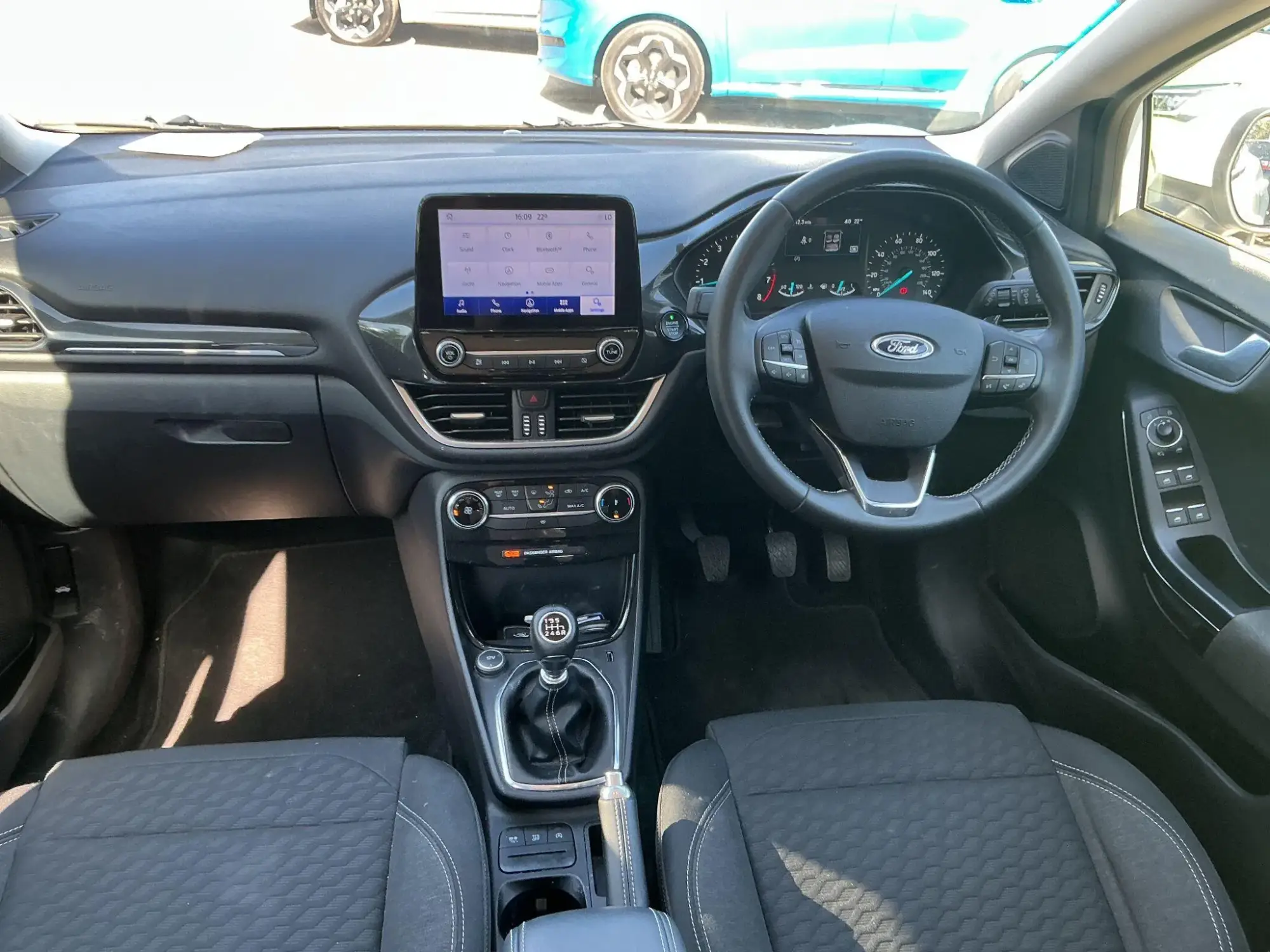 Ford Puma Image 9