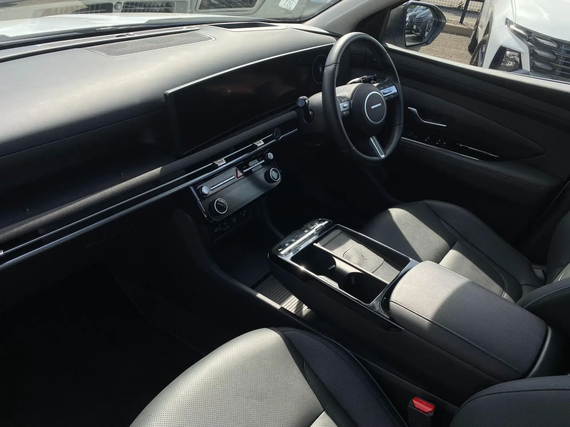 Hyundai TUCSON Image 12