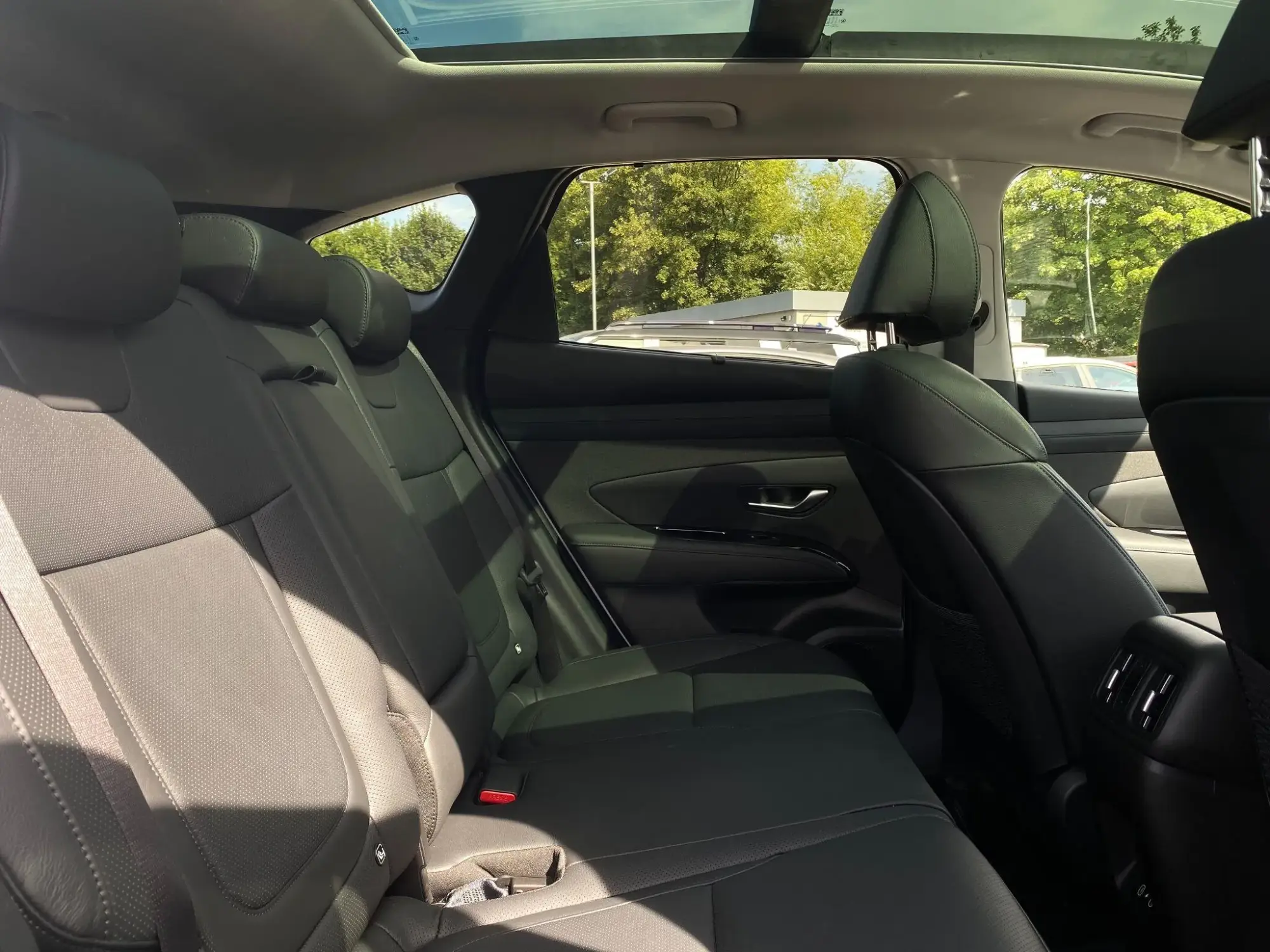 Hyundai TUCSON Image 13