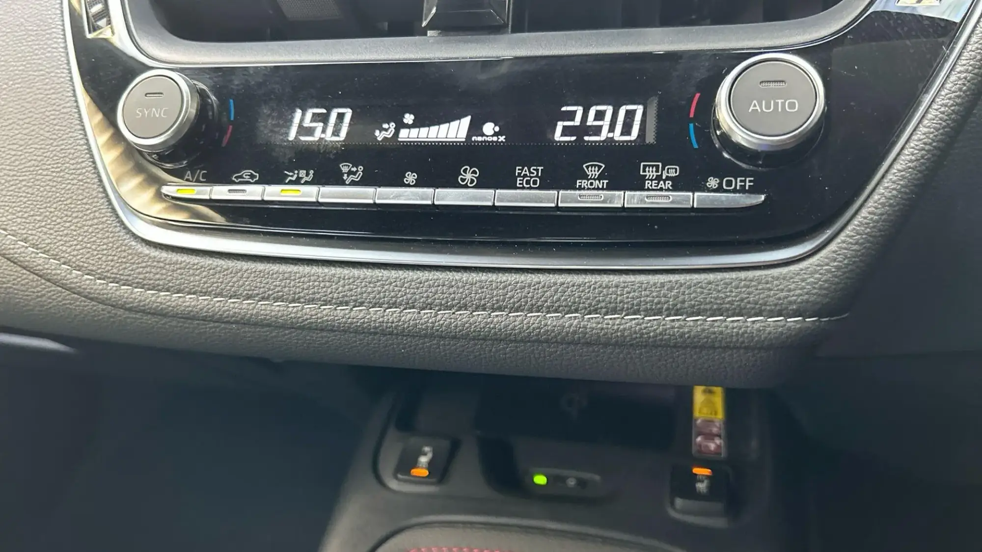 Toyota Corolla Touring Sports Image 29
