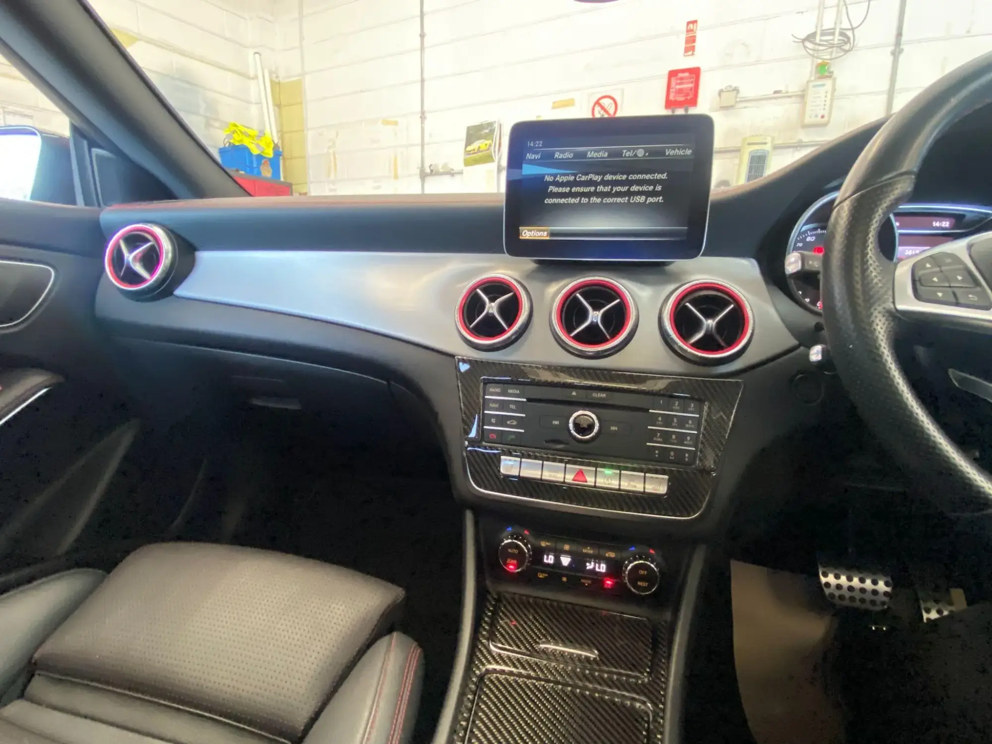 Mercedes-Benz CLA Image 8