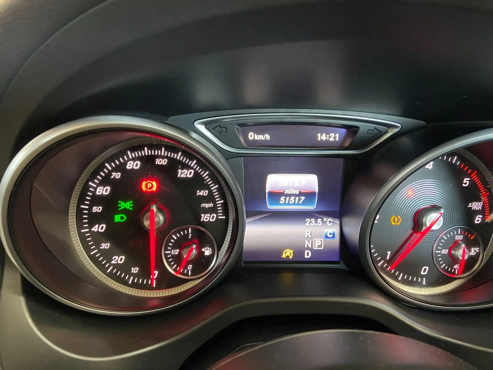 Mercedes-Benz CLA Image 15