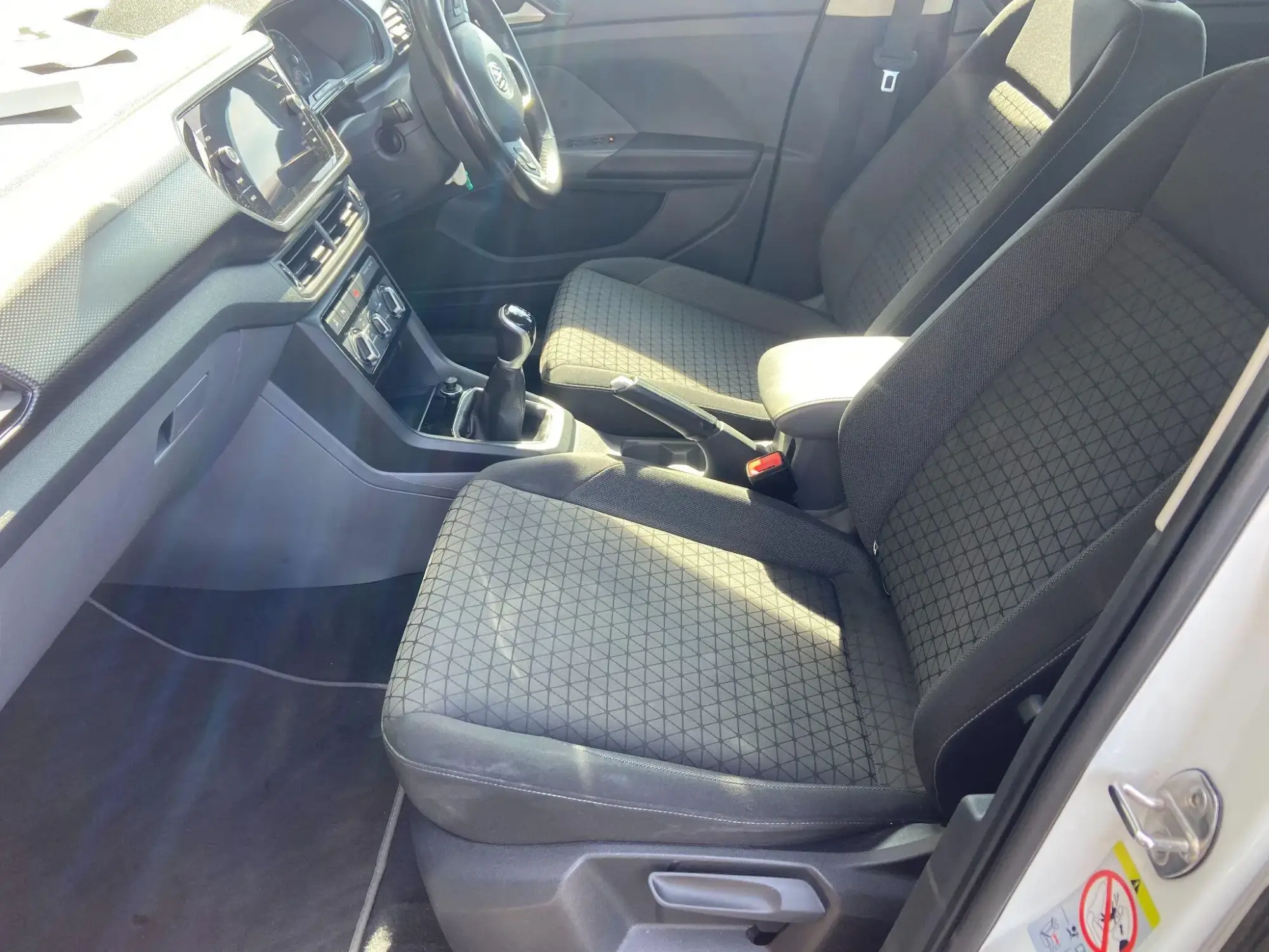 Volkswagen T-Cross Image 15