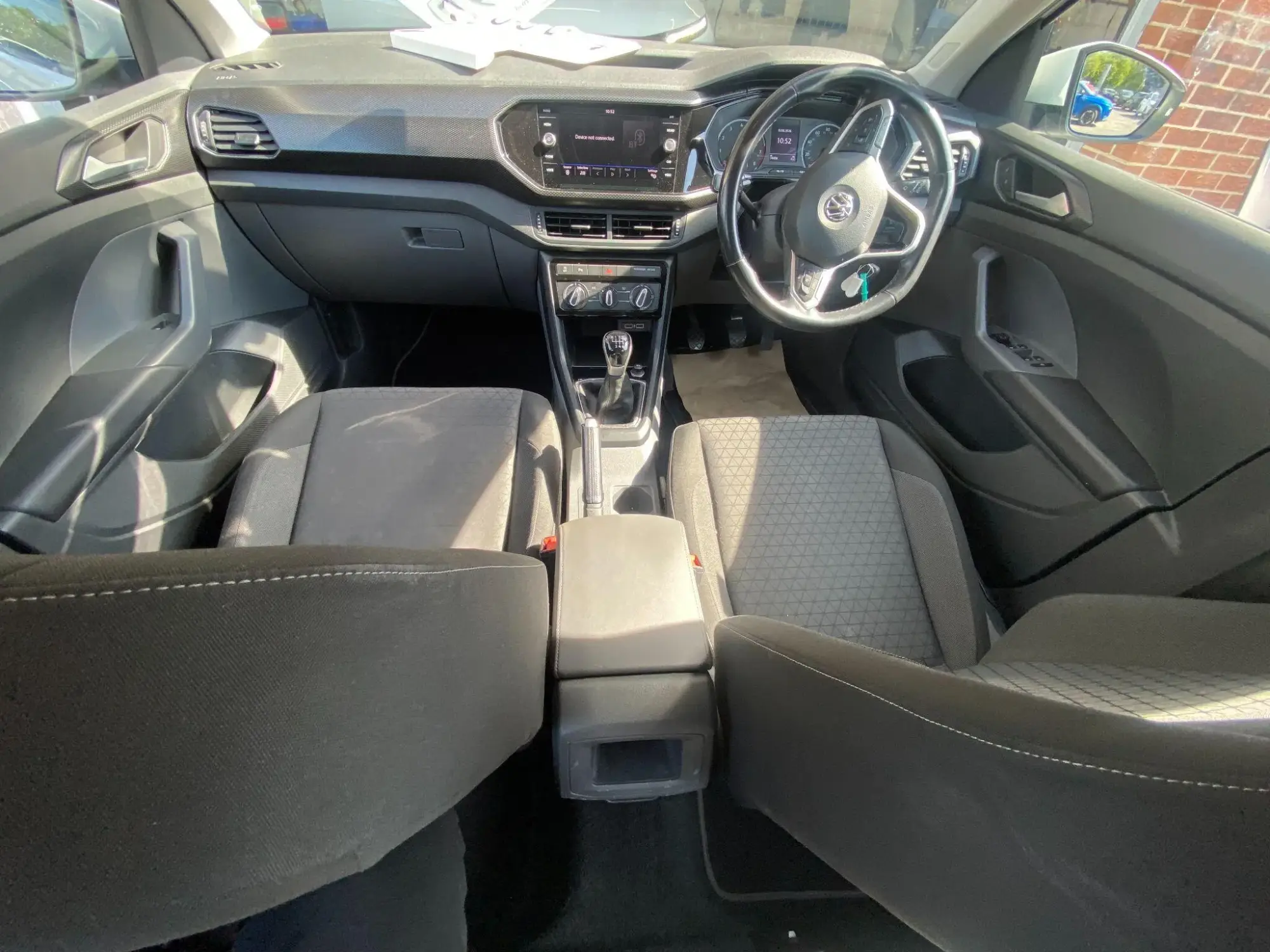 Volkswagen T-Cross Image 9
