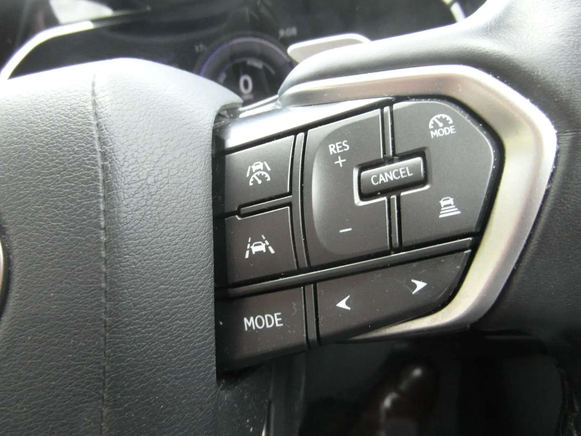 Lexus NX Self-Charging Hybrid Image 17
