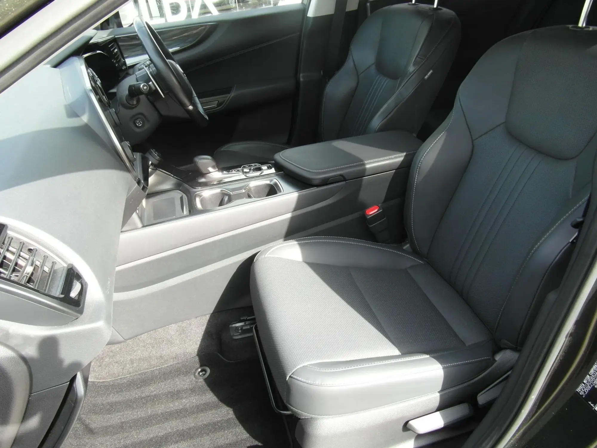 Lexus NX Self-Charging Hybrid Image 34