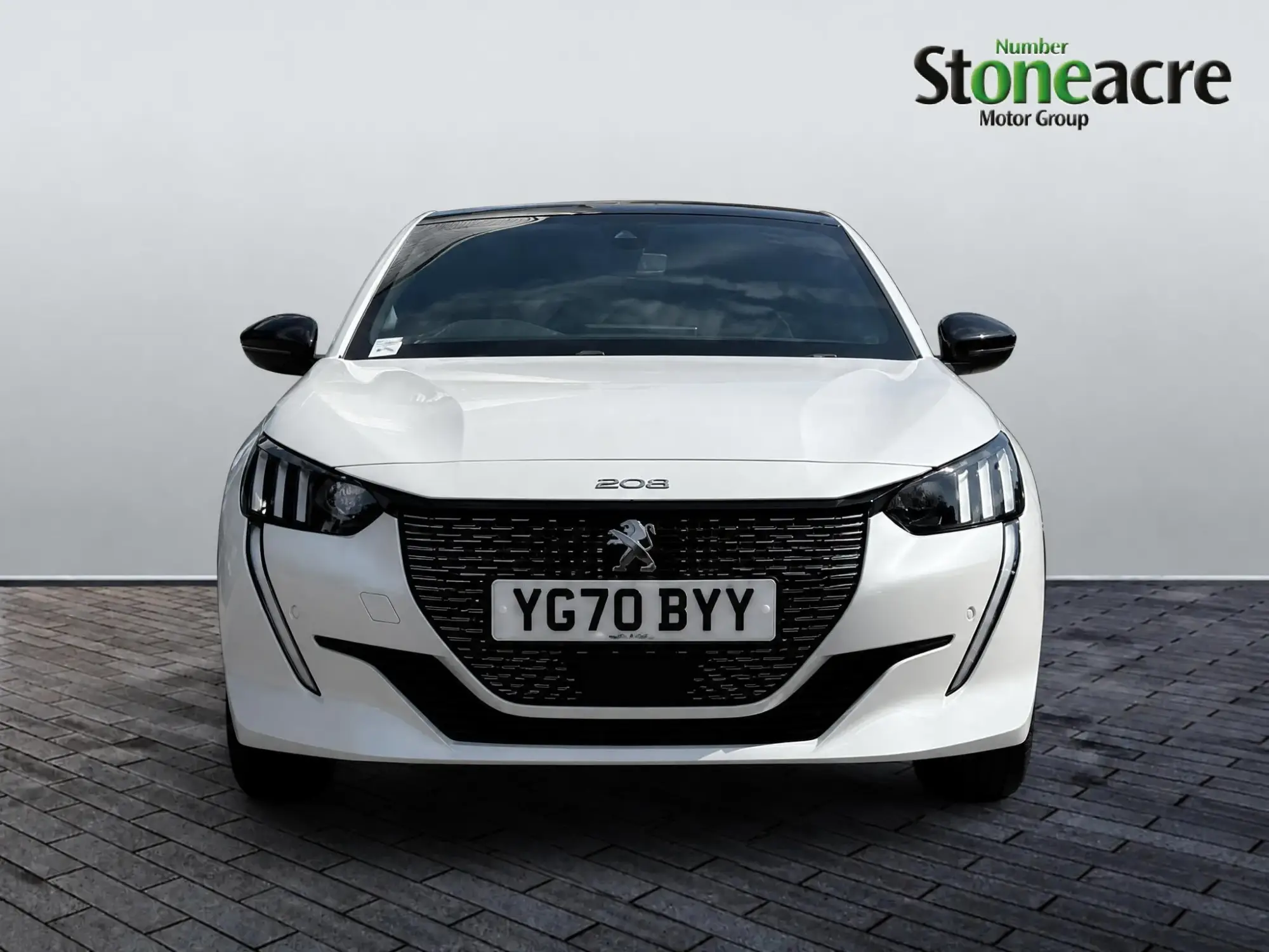 Peugeot 208 Image 2