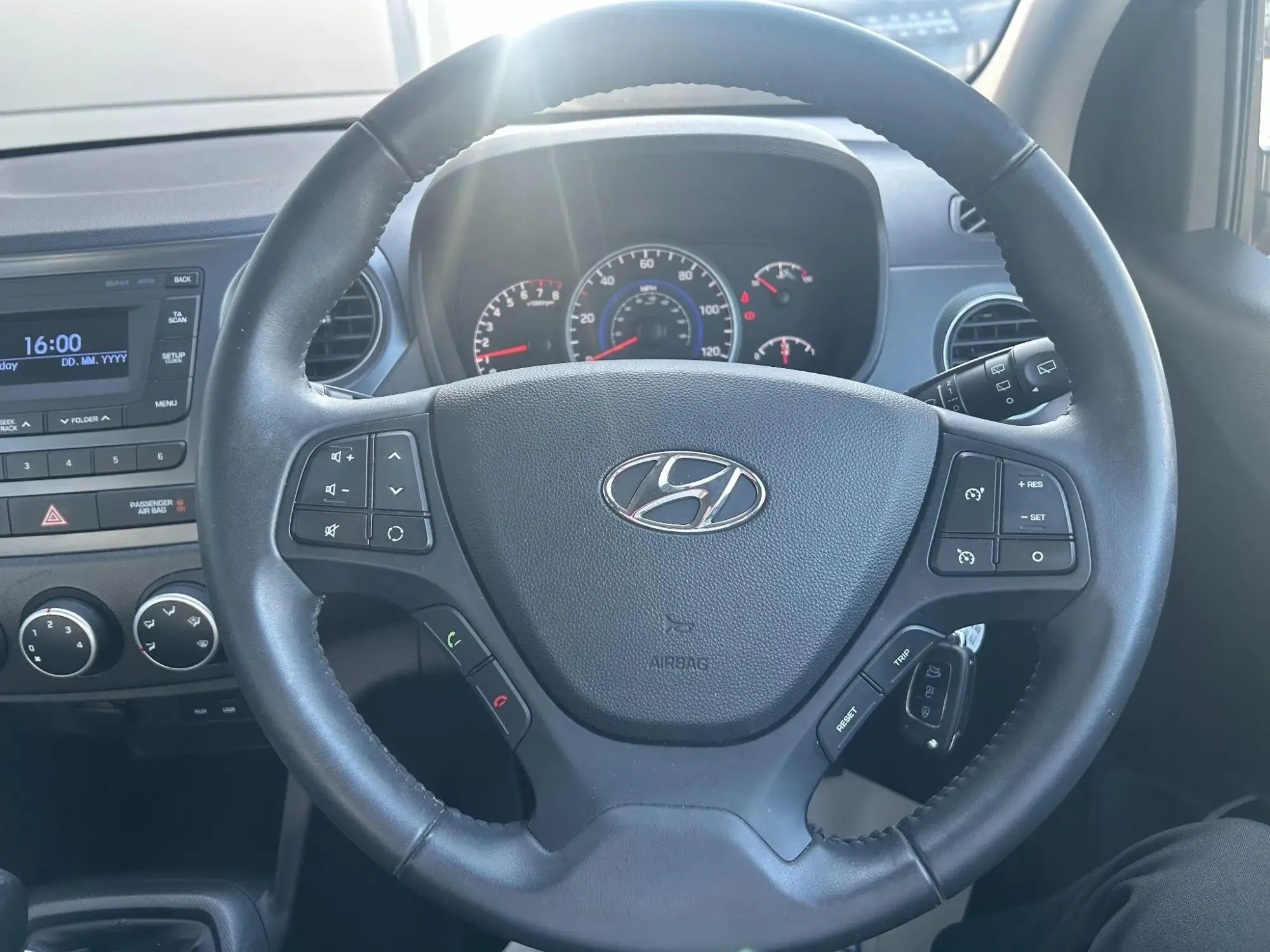 Hyundai i10 Image 16