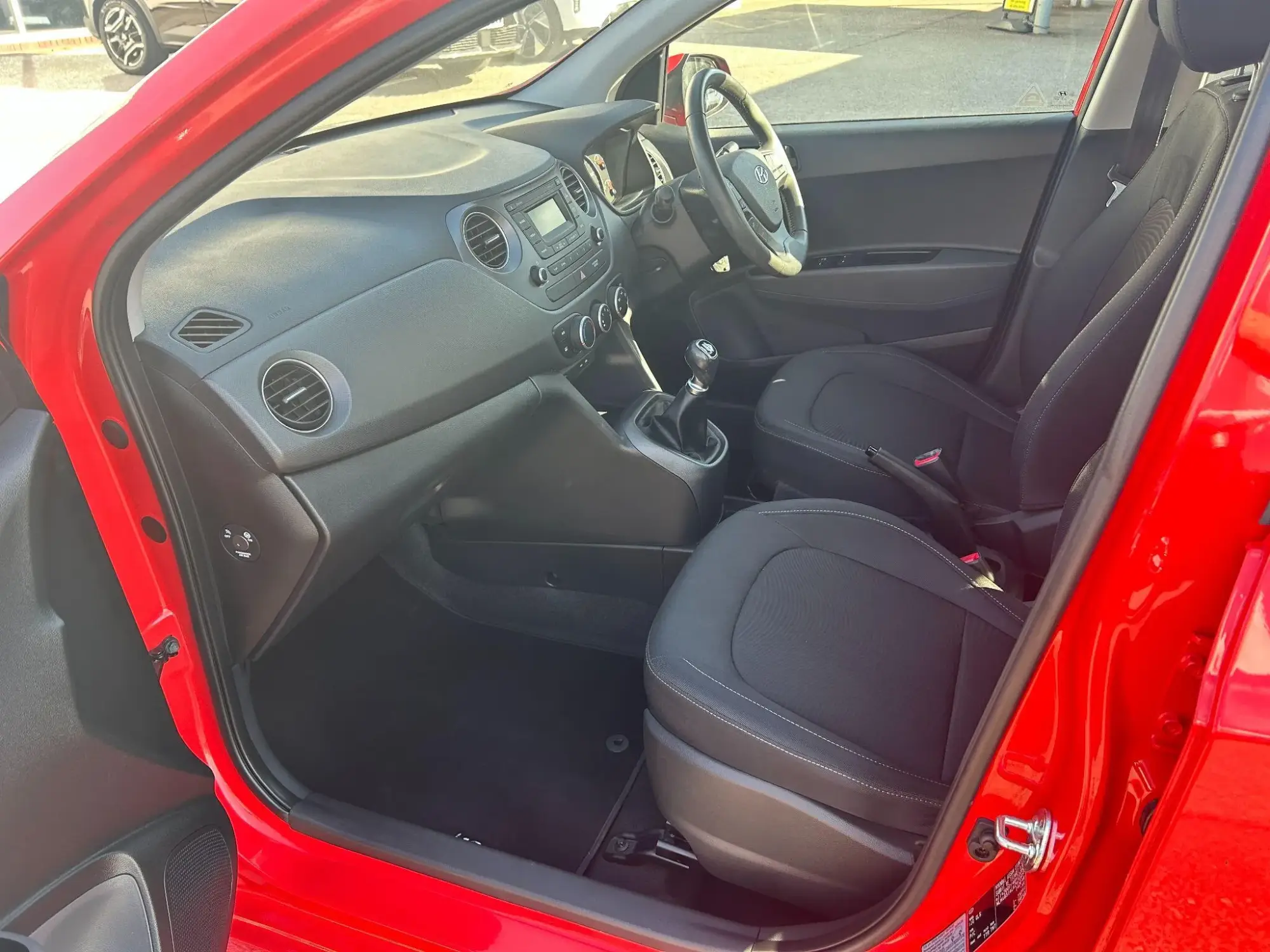 Hyundai i10 Image 24