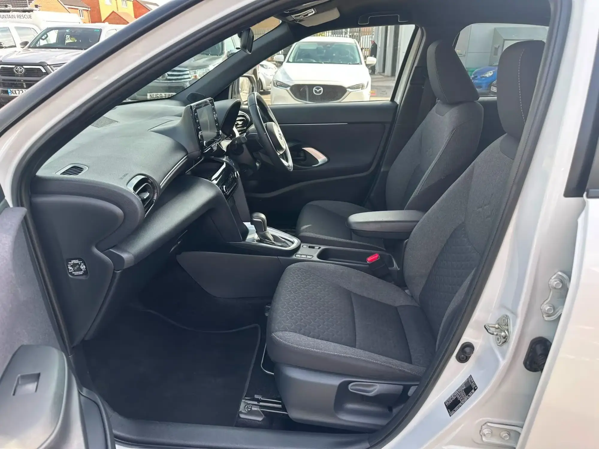 Toyota Yaris Cross Image 9