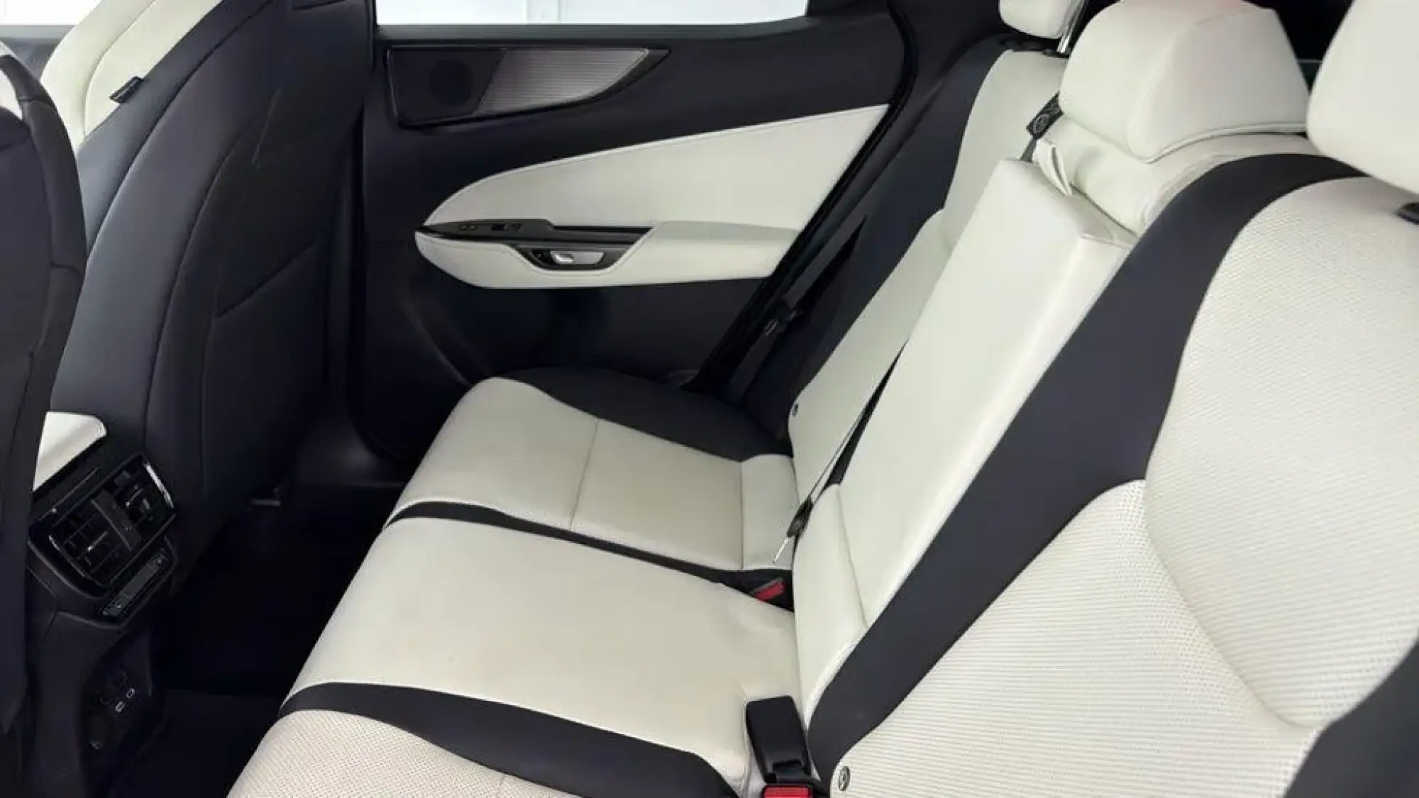 Lexus NX Image 20 Lexus NX Image 20