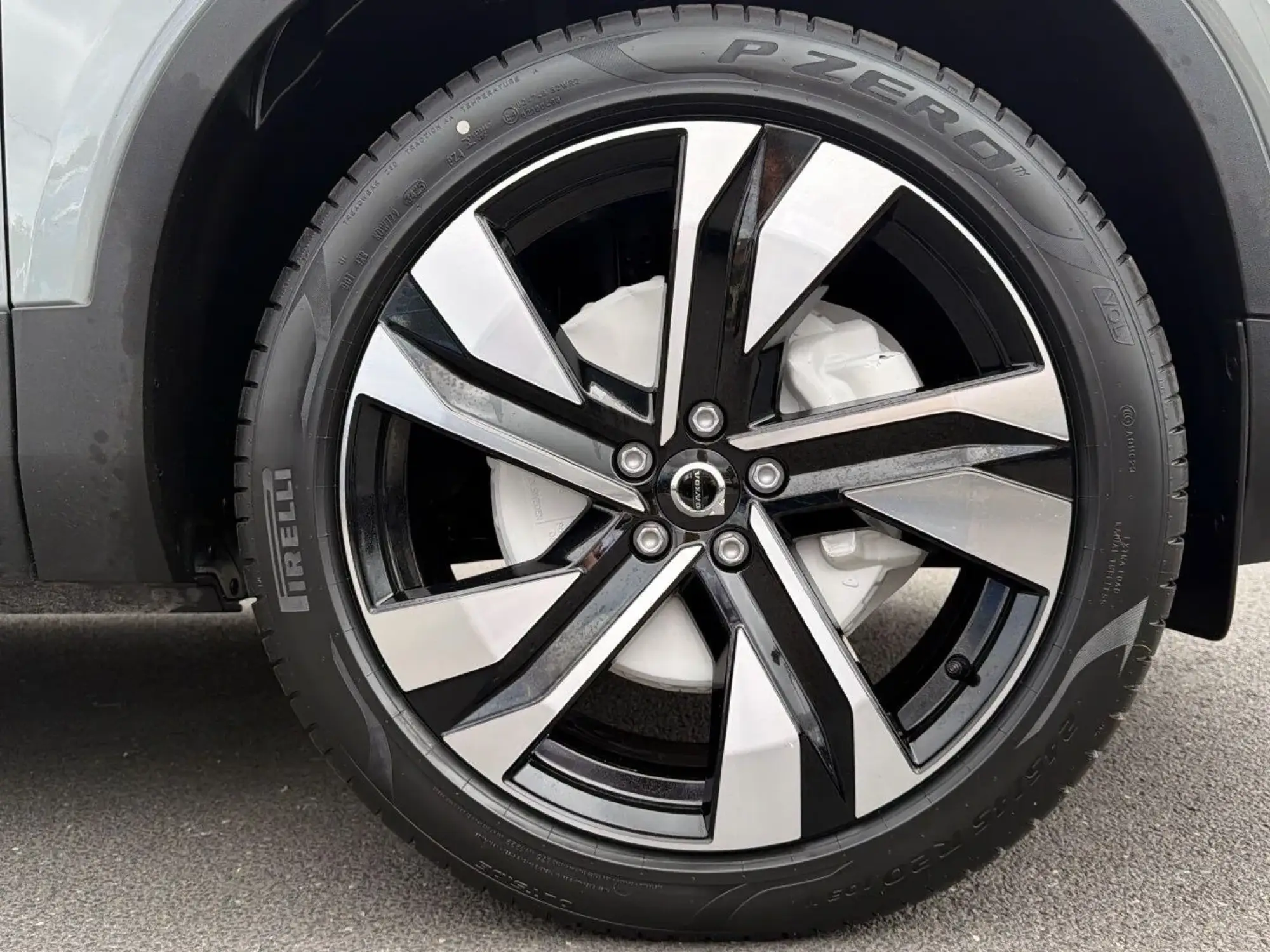 Volvo XC40 Image 6