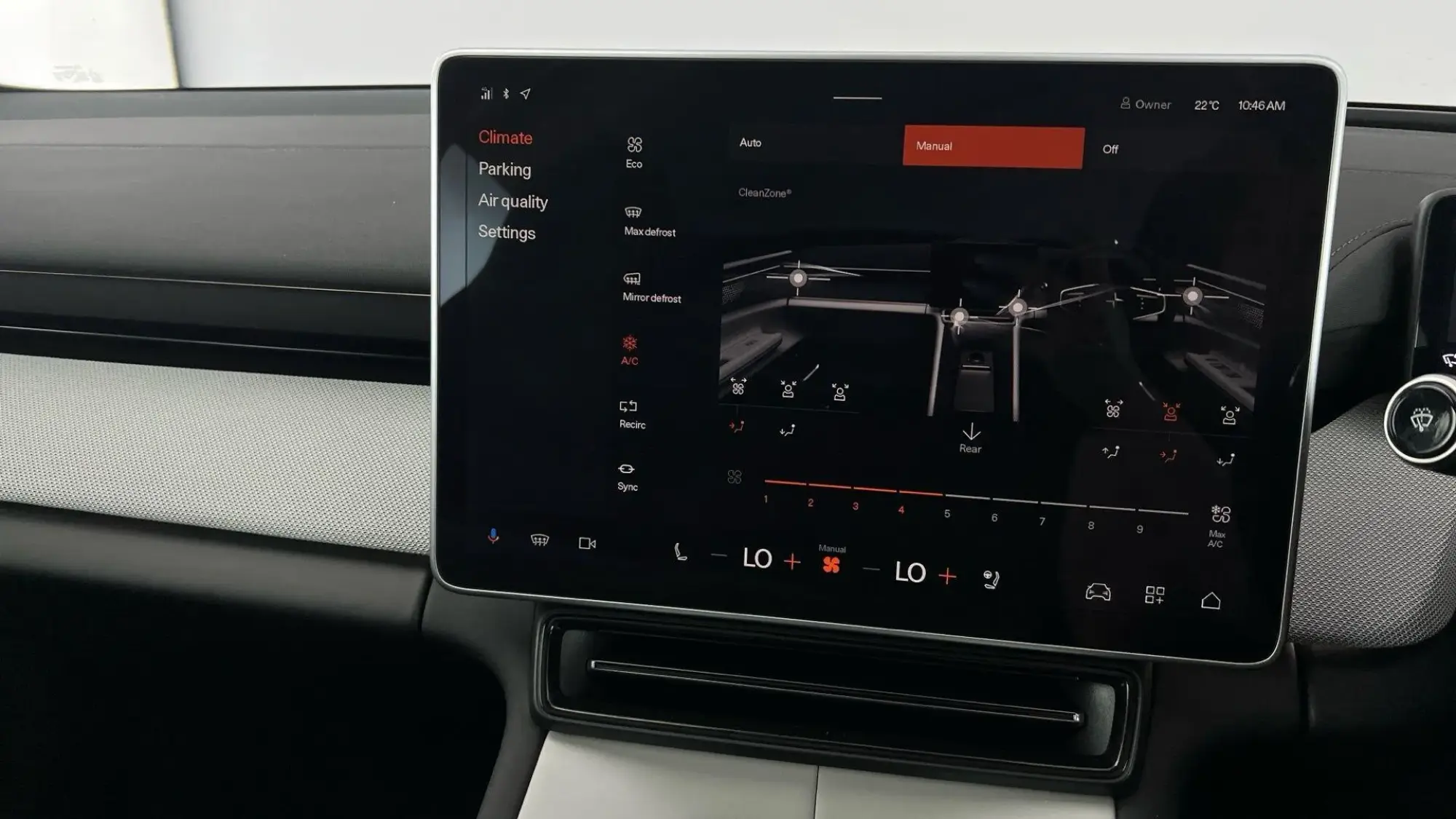 Polestar 4 Image 14
