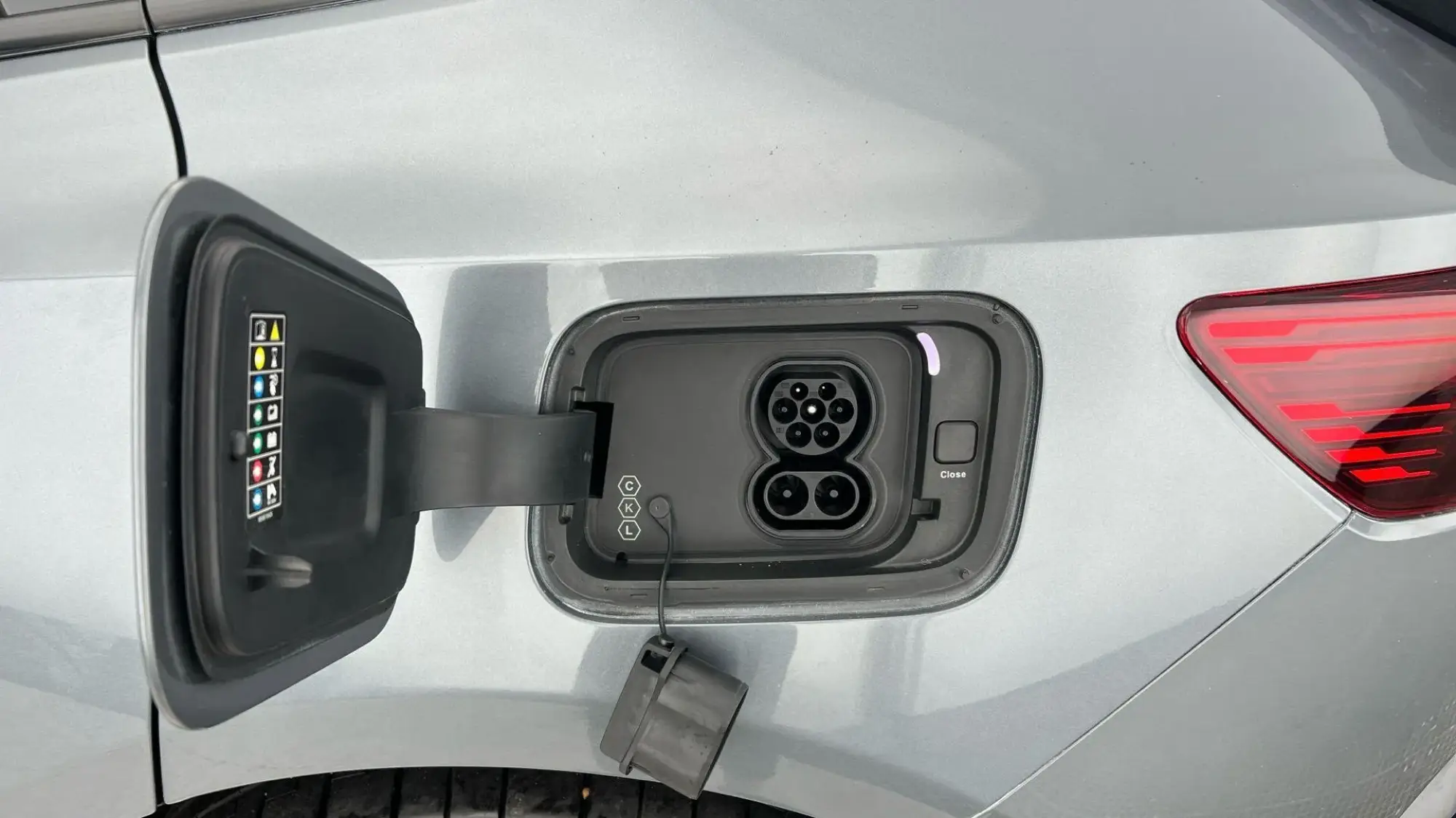 Polestar 4 Image 28