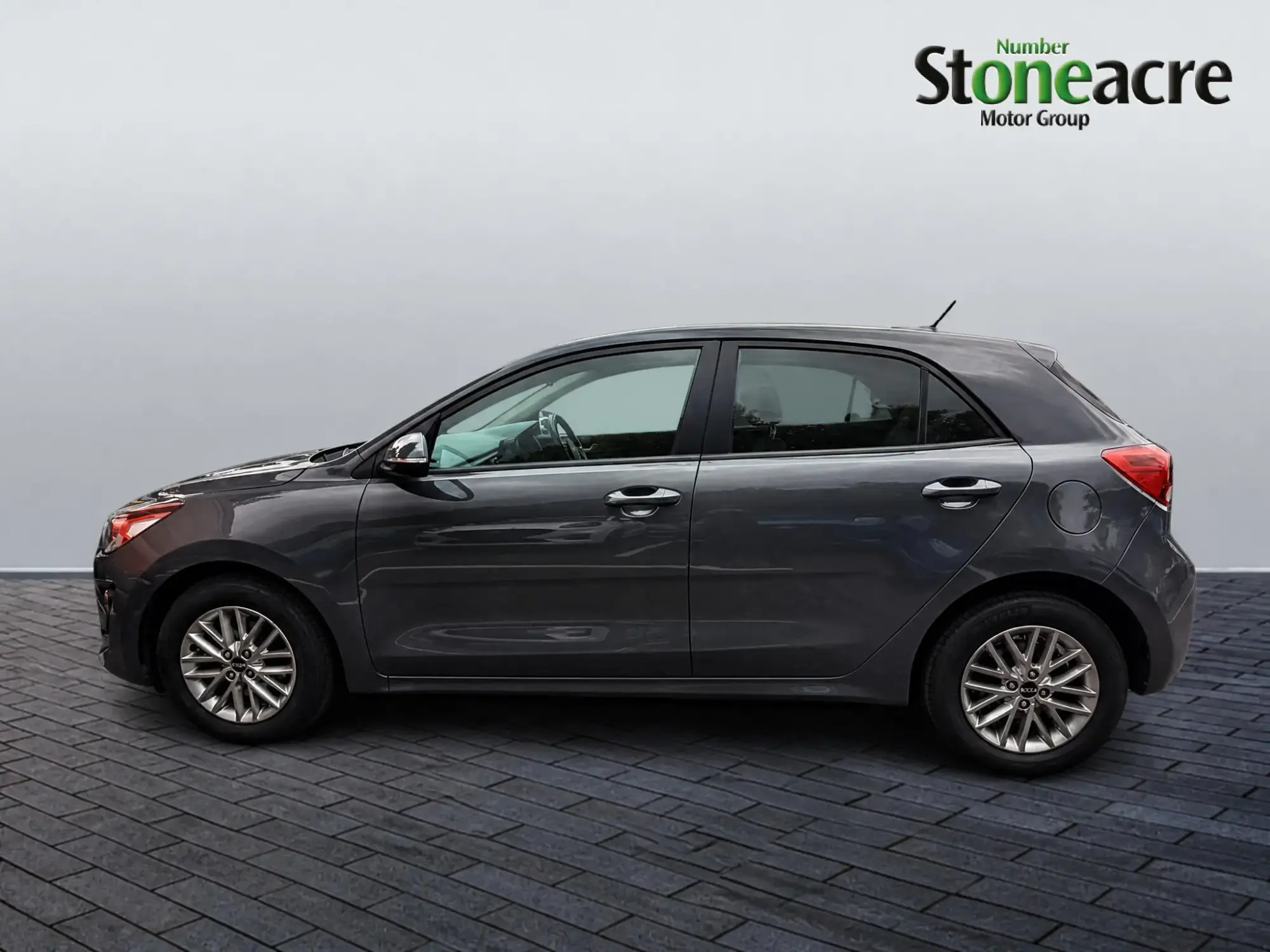 Kia Rio Image 5