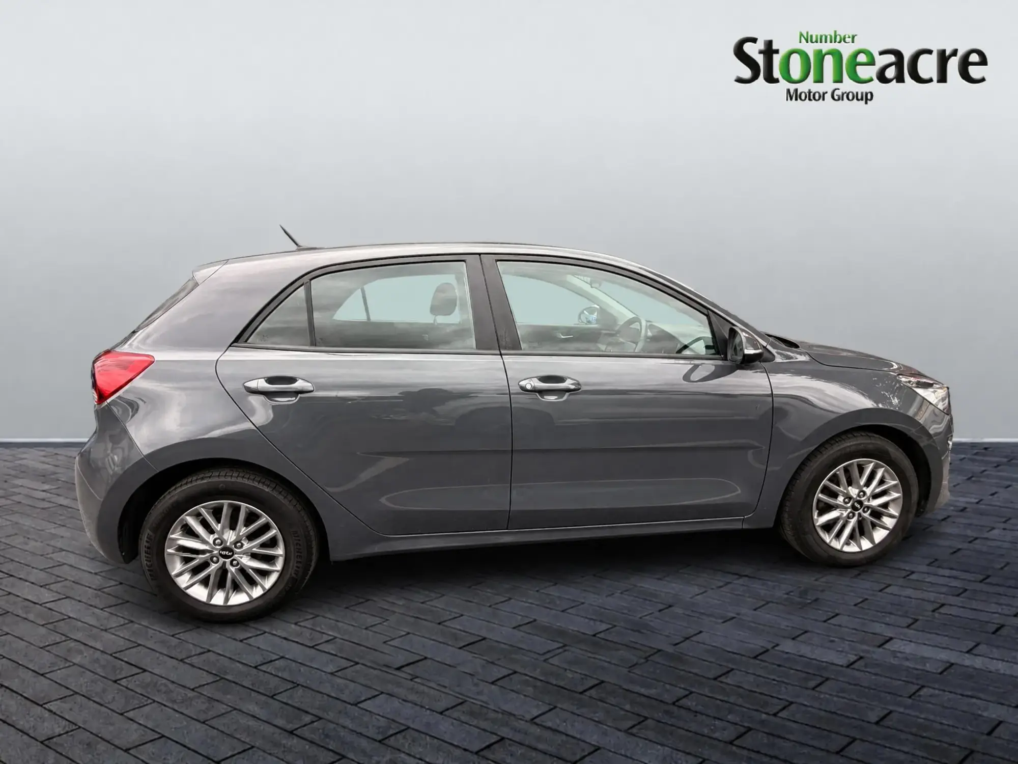 Kia Rio Image 7