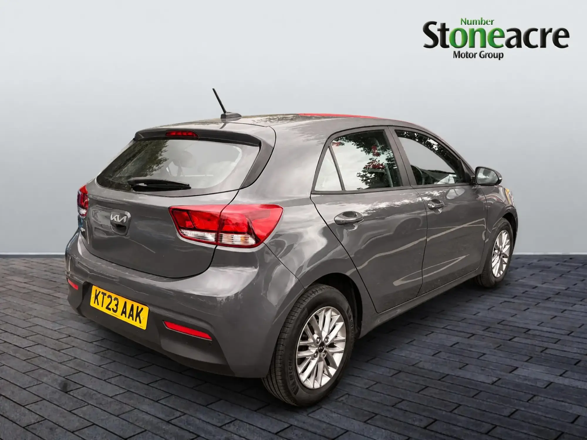 Kia Rio Image 8