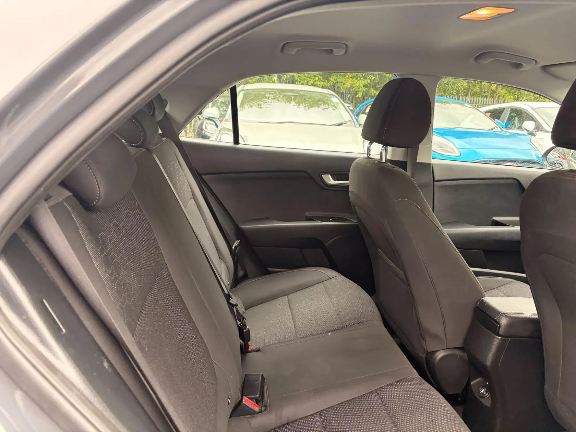Kia Rio Image 13