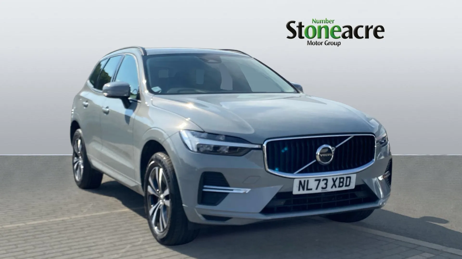 Volvo XC60 listing photo