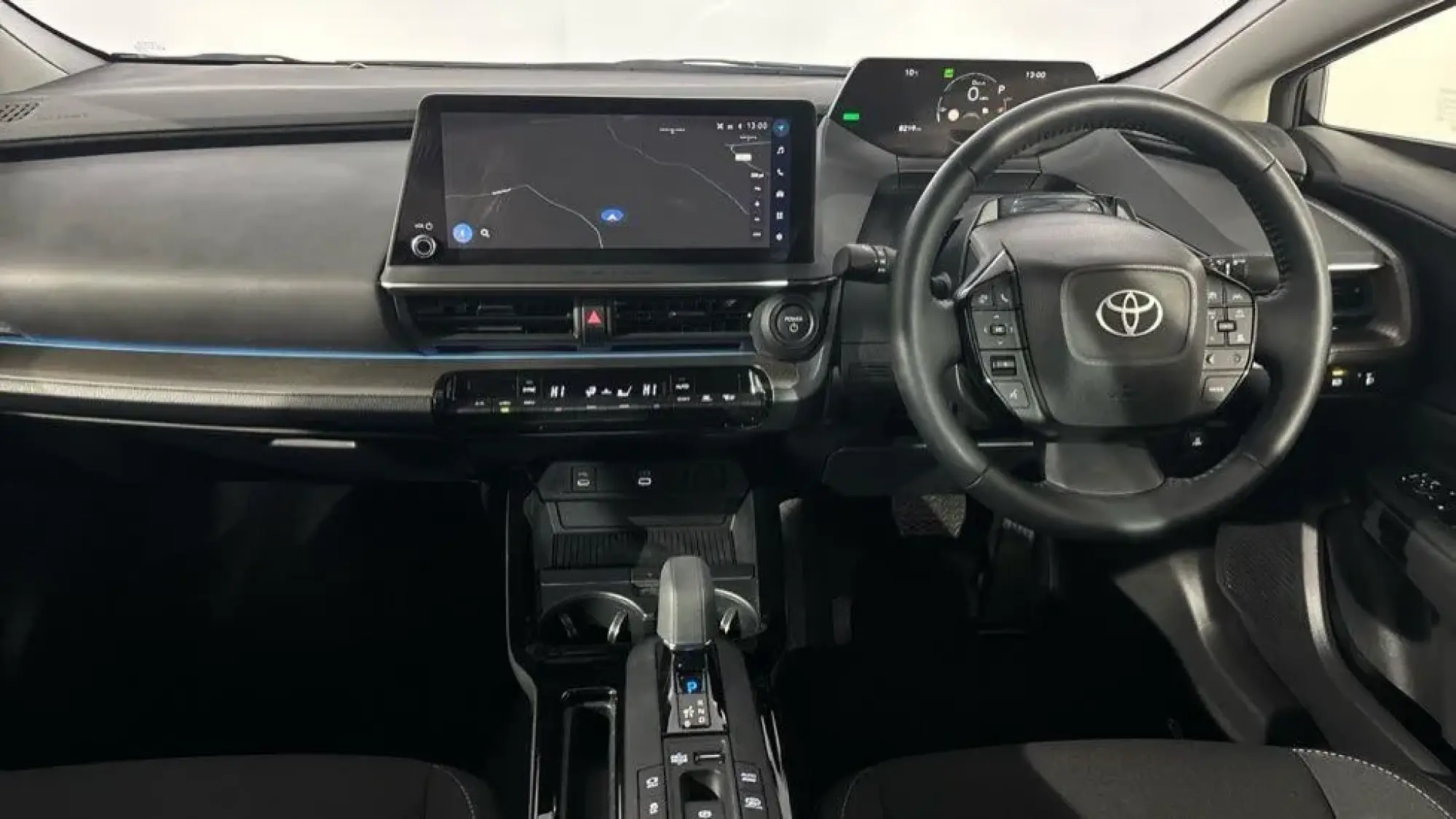 Toyota Prius Plug-in Hybrid Image 5 Toyota Prius Plug-in Hybrid Image 5