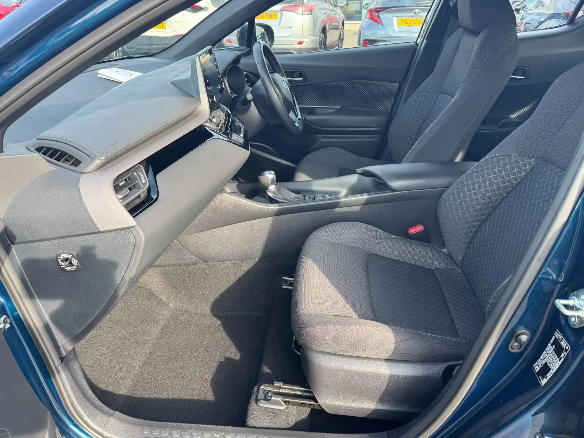 Toyota C-HR Self-Charging Hybrid Image 13 Toyota C-HR Self-Charging Hybrid Image 13