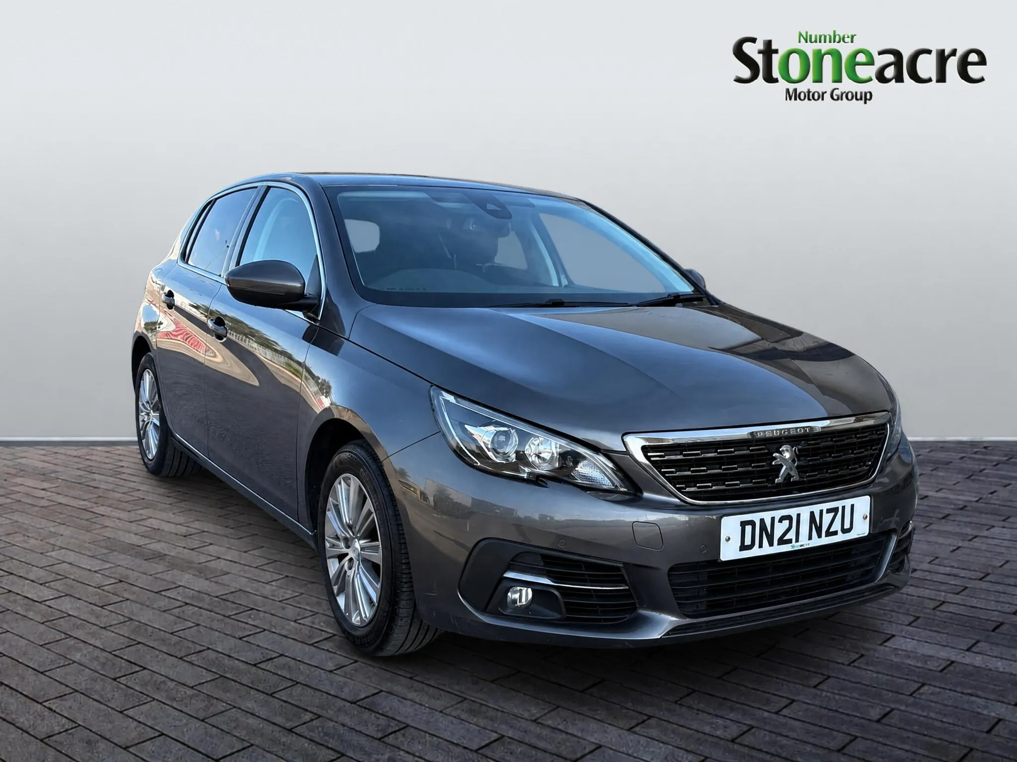 Peugeot 308 listing photo