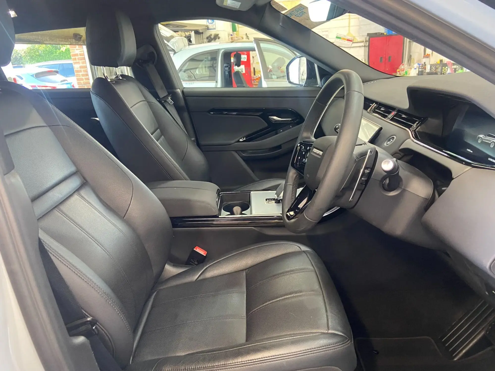 Land Rover Range Rover Evoque Image 10 Land Rover Range Rover Evoque Image 10
