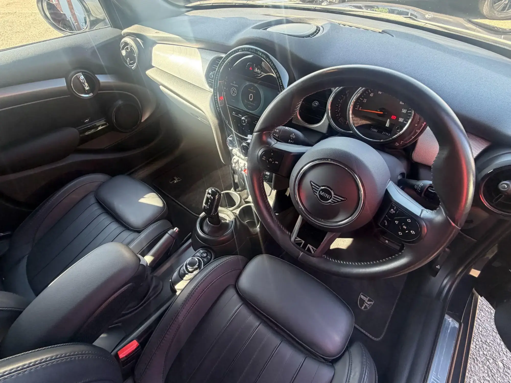 MINI Hatch Image 9 MINI Hatch Image 9