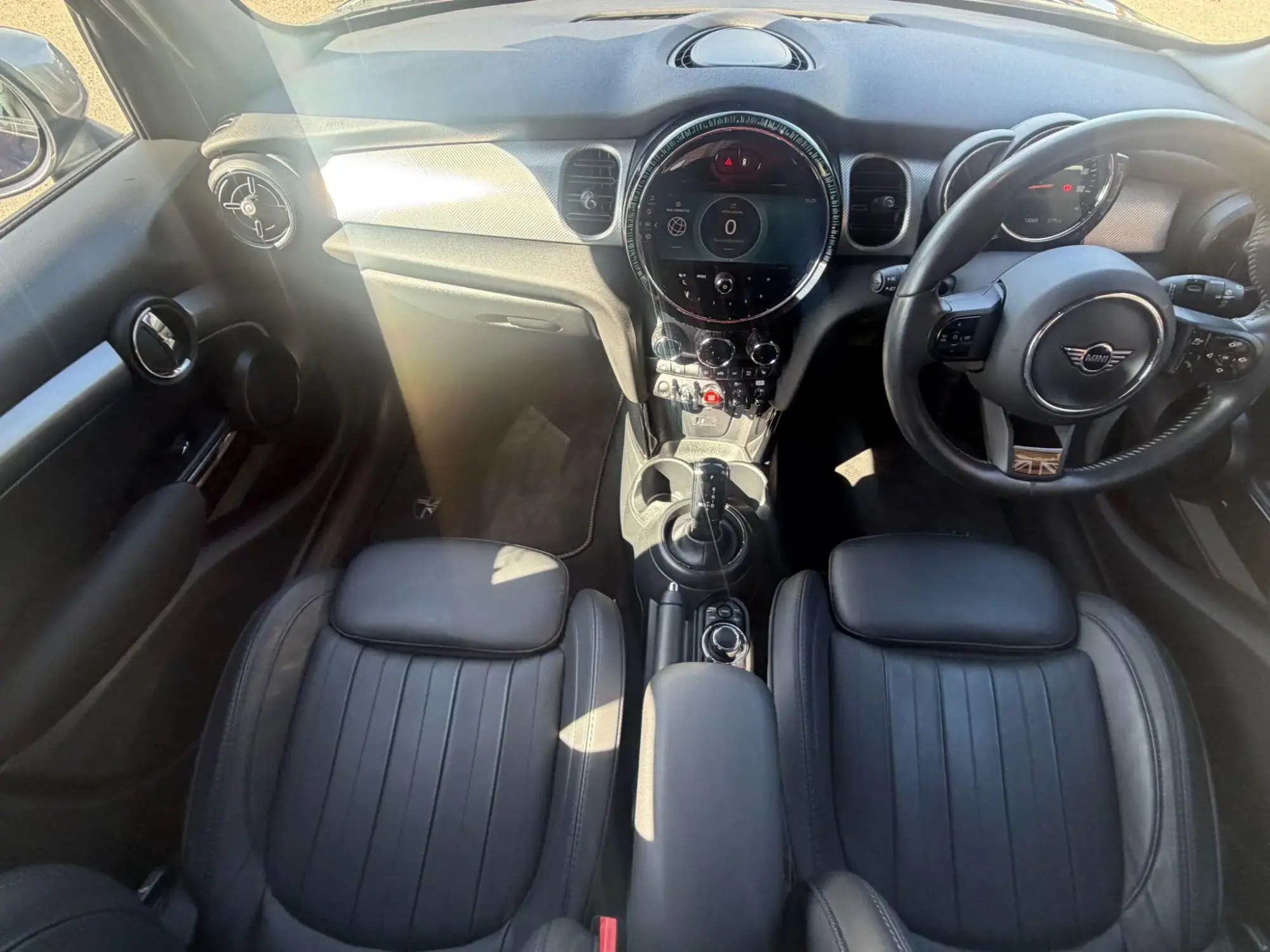 MINI Hatch Image 10 MINI Hatch Image 10
