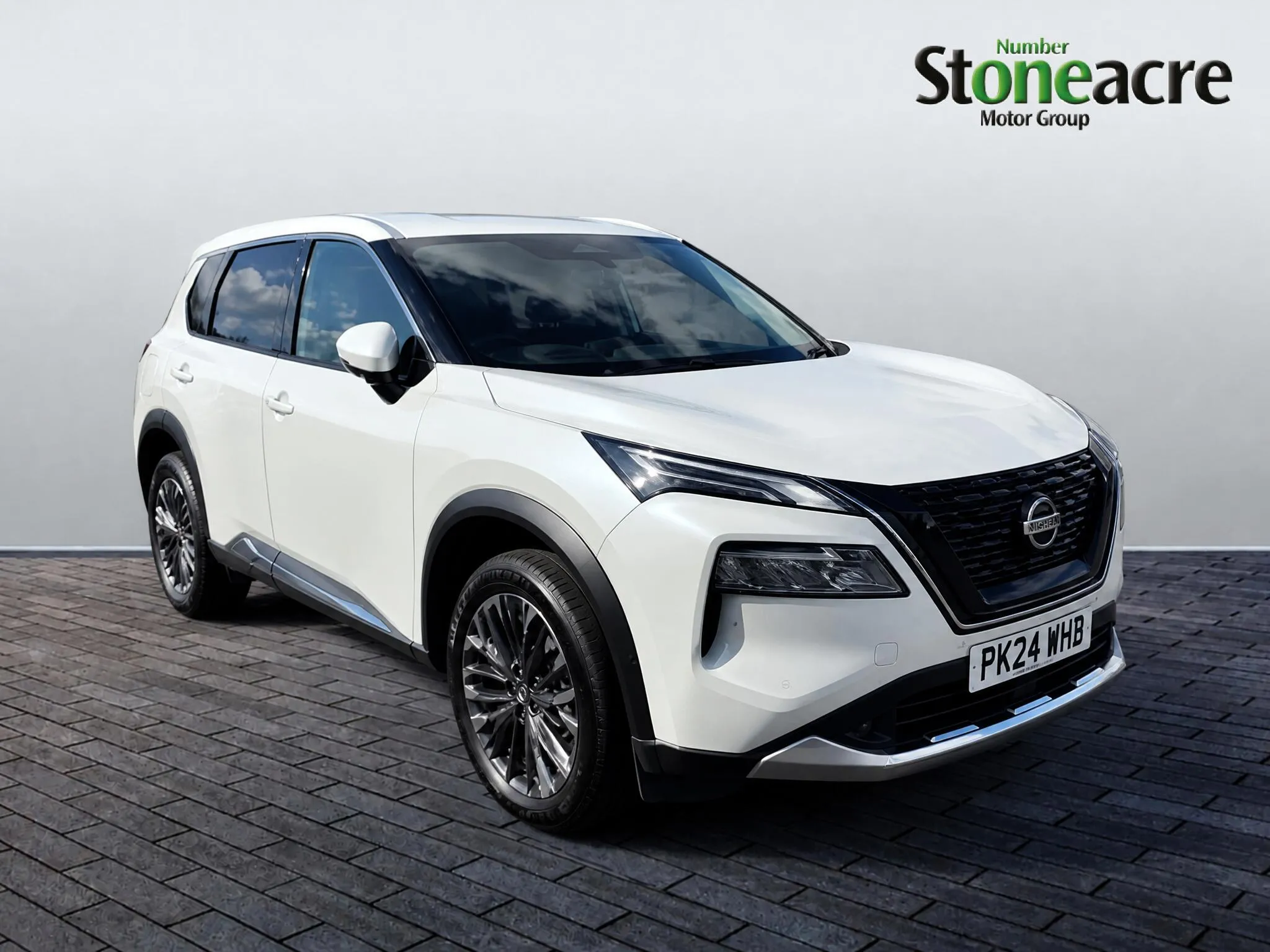 Nissan X-Trail E-Power listing photo