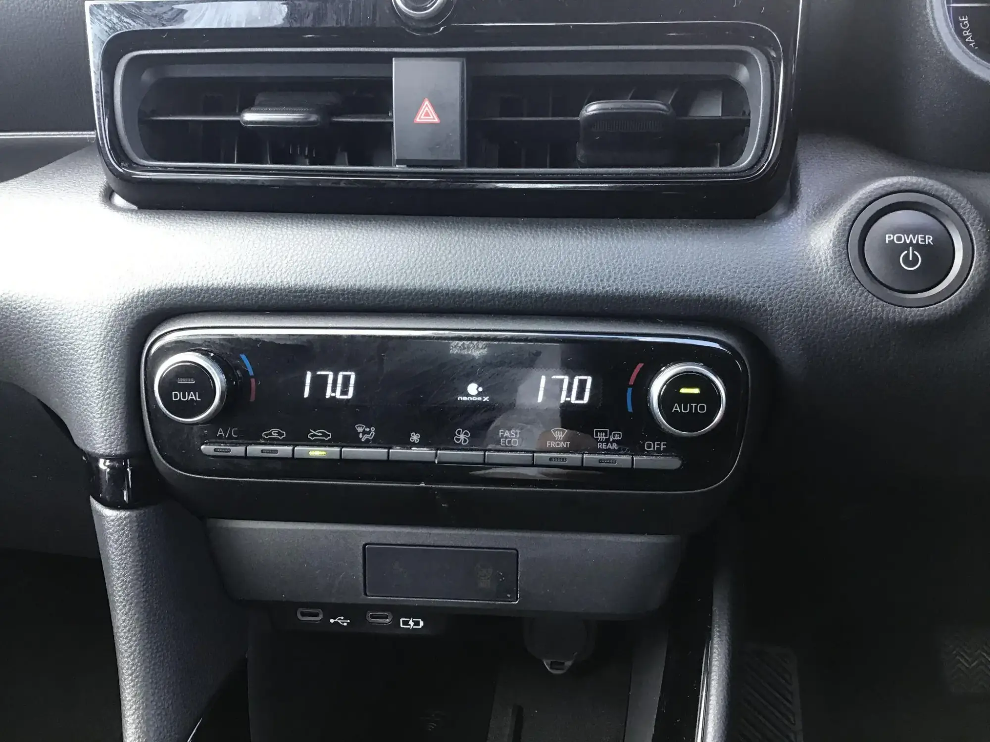 Toyota Yaris Image 7