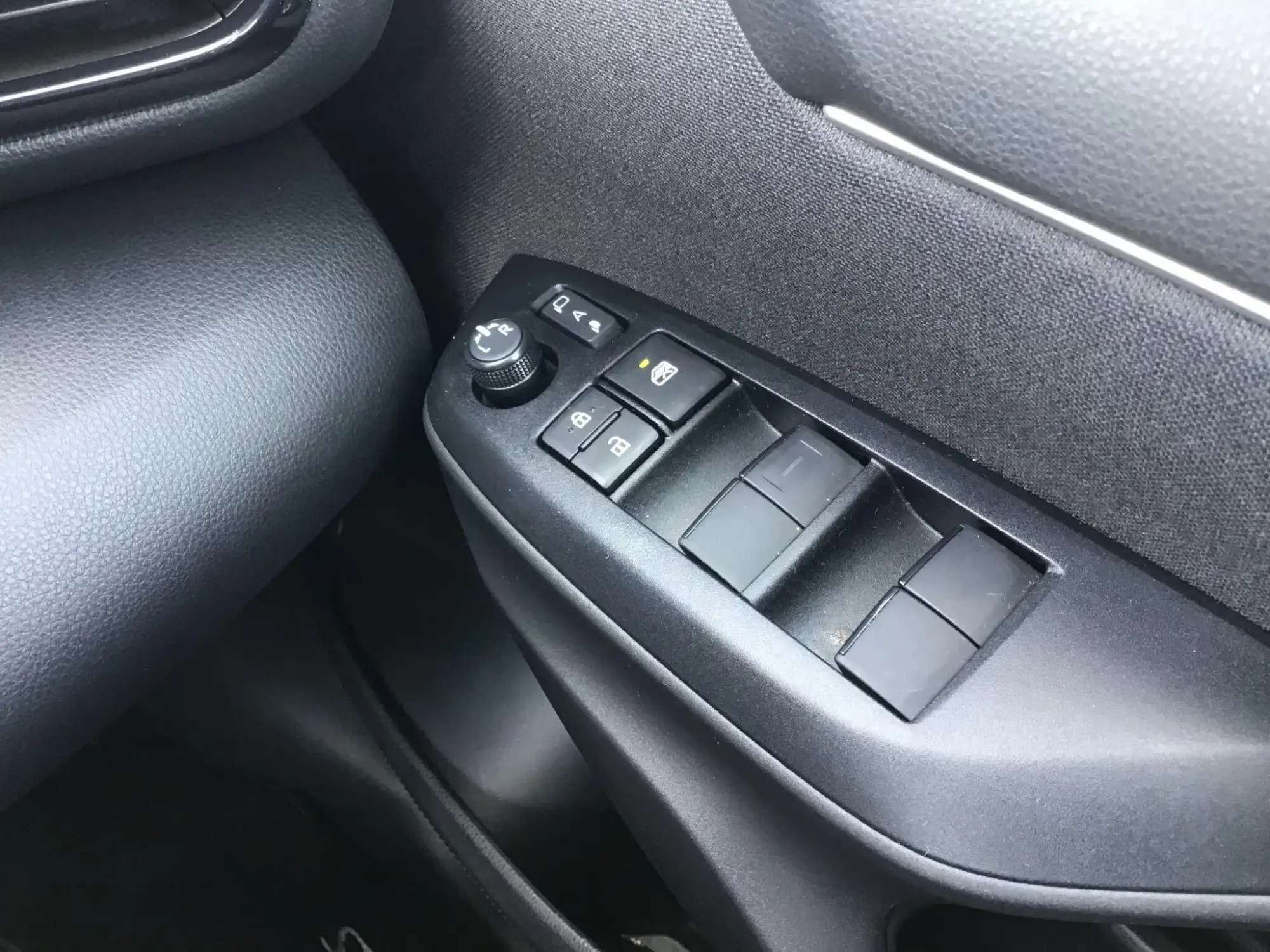 Toyota Yaris Image 11