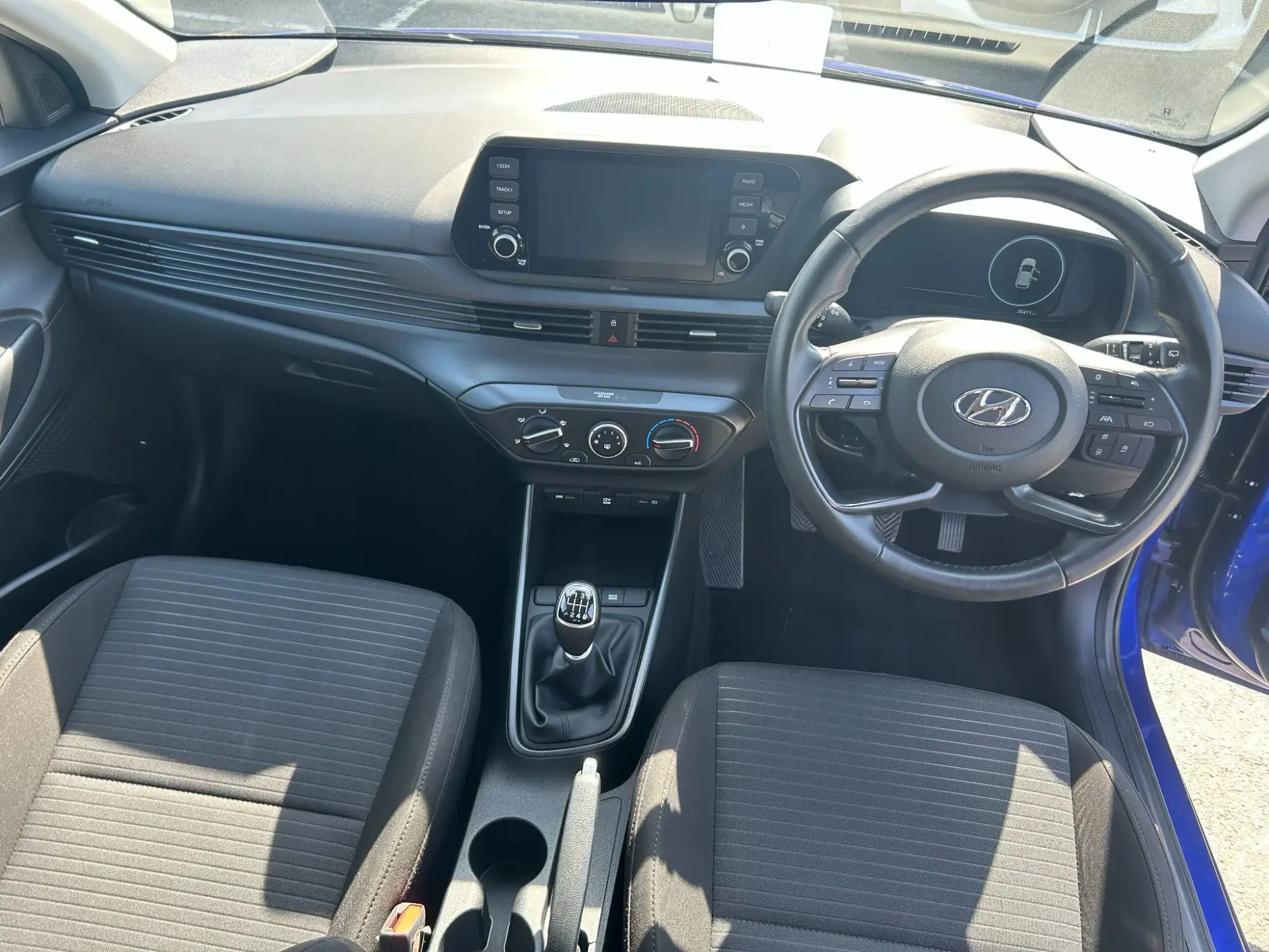 Hyundai i20 Image 12
