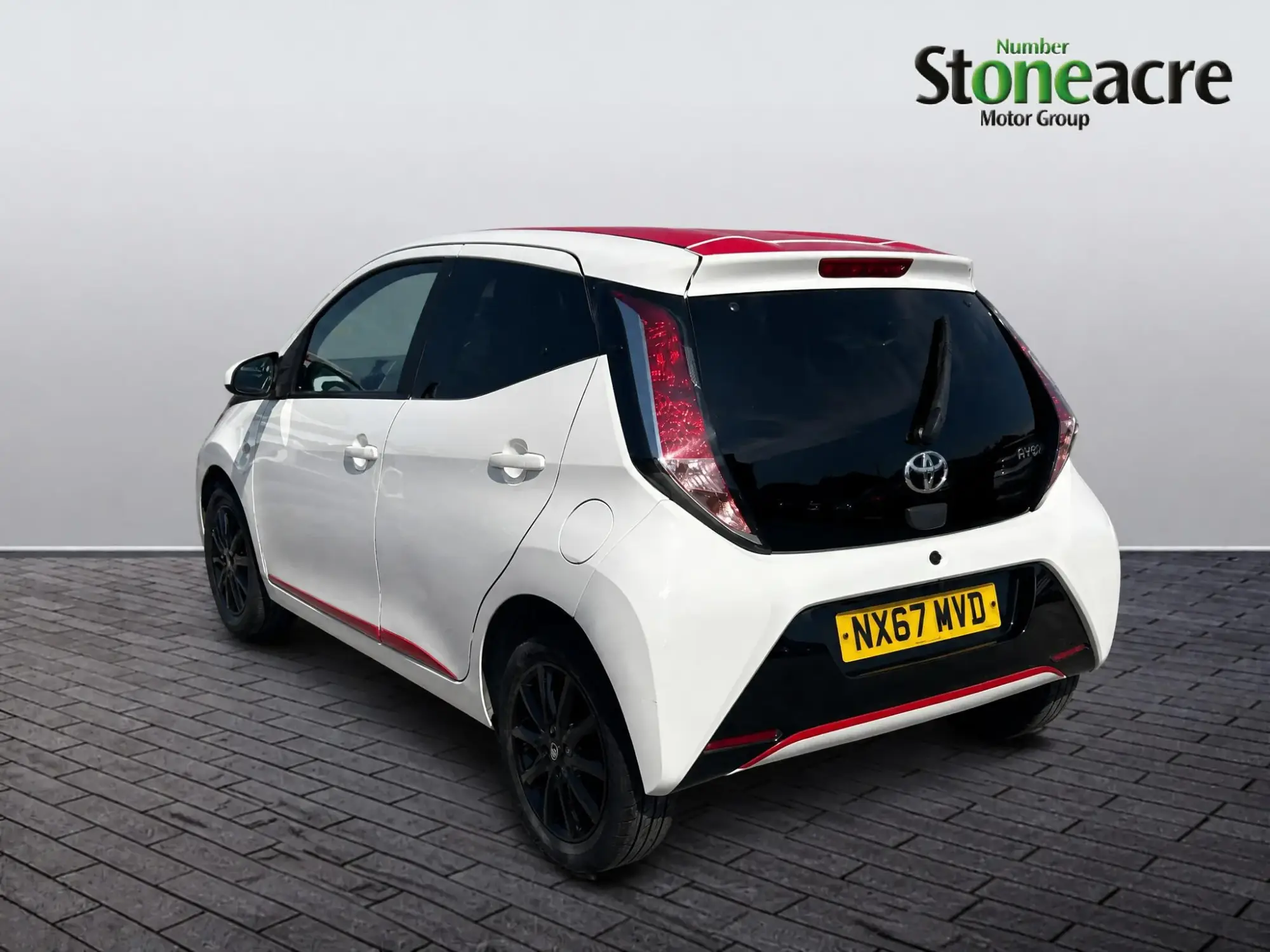Toyota Aygo 1.0 VVT-i x-press Hatchback 5dr Petrol Manual Euro 6 (68 ps) NX67MVD Image 3