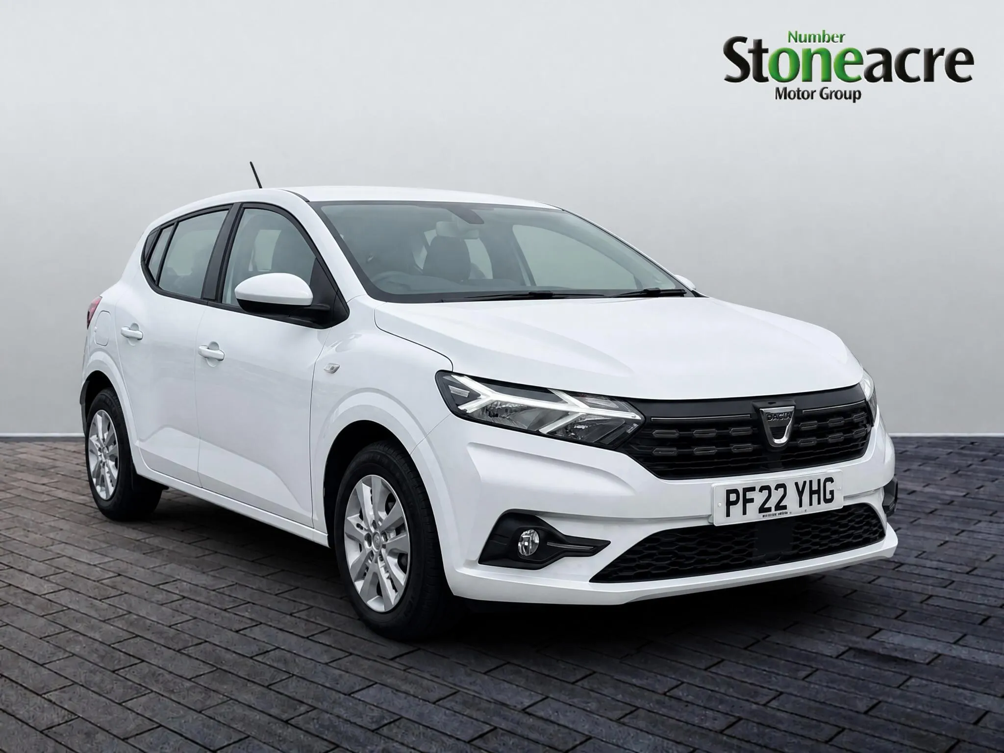 Dacia Sandero listing photo