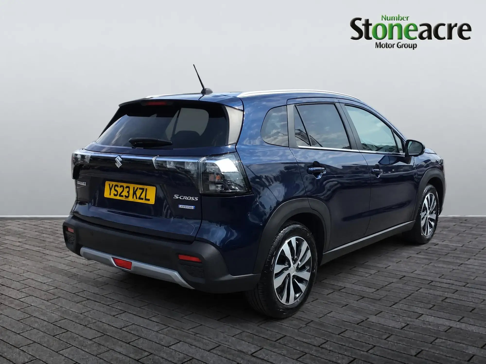 Suzuki S-Cross Image 3