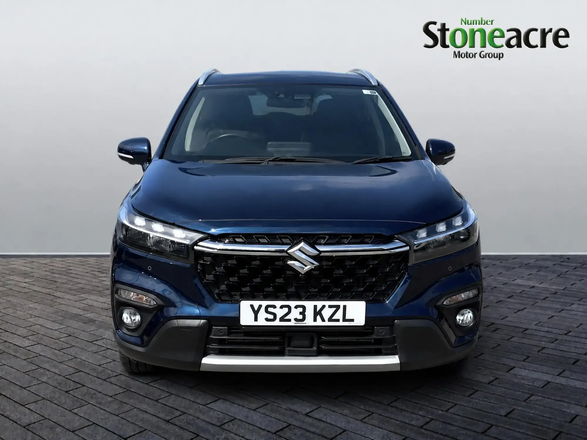 Suzuki S-Cross Image 8