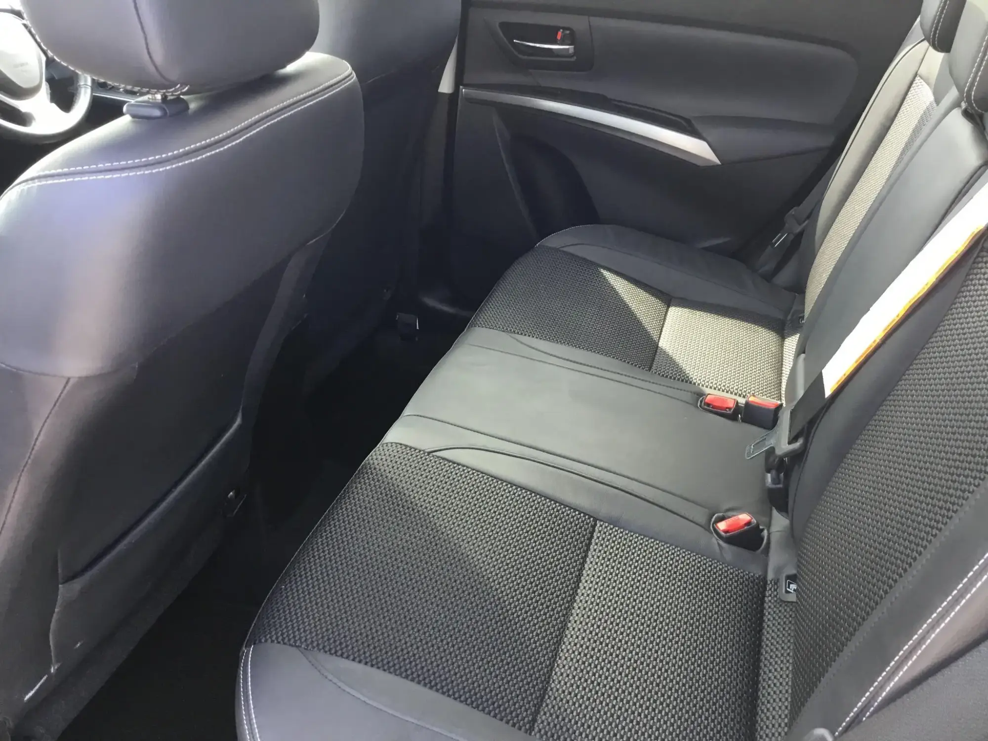 Suzuki S-Cross Image 11