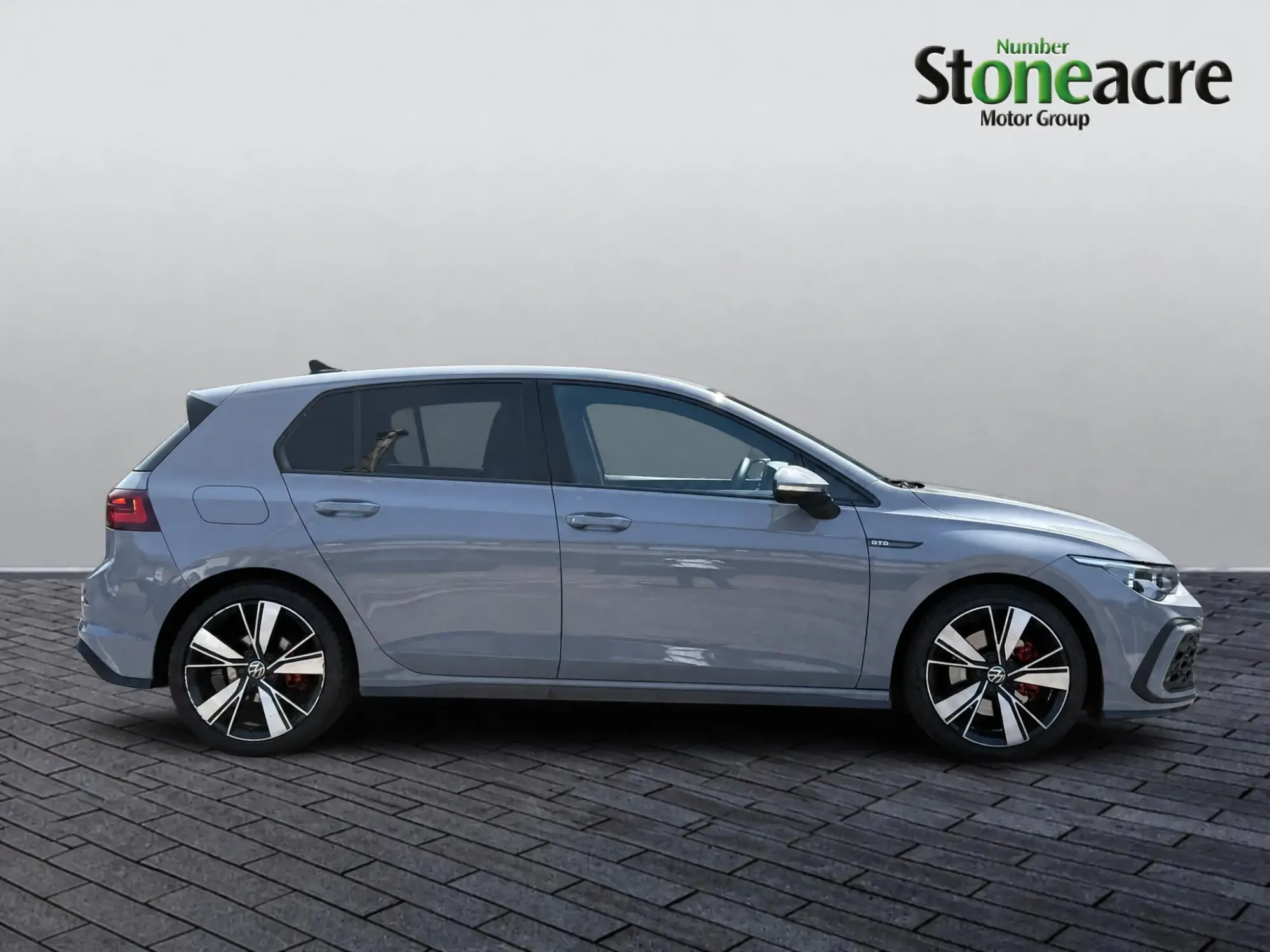 Volkswagen Golf Image 2