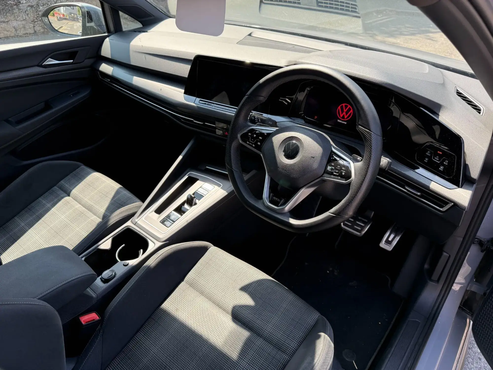 Volkswagen Golf Image 11
