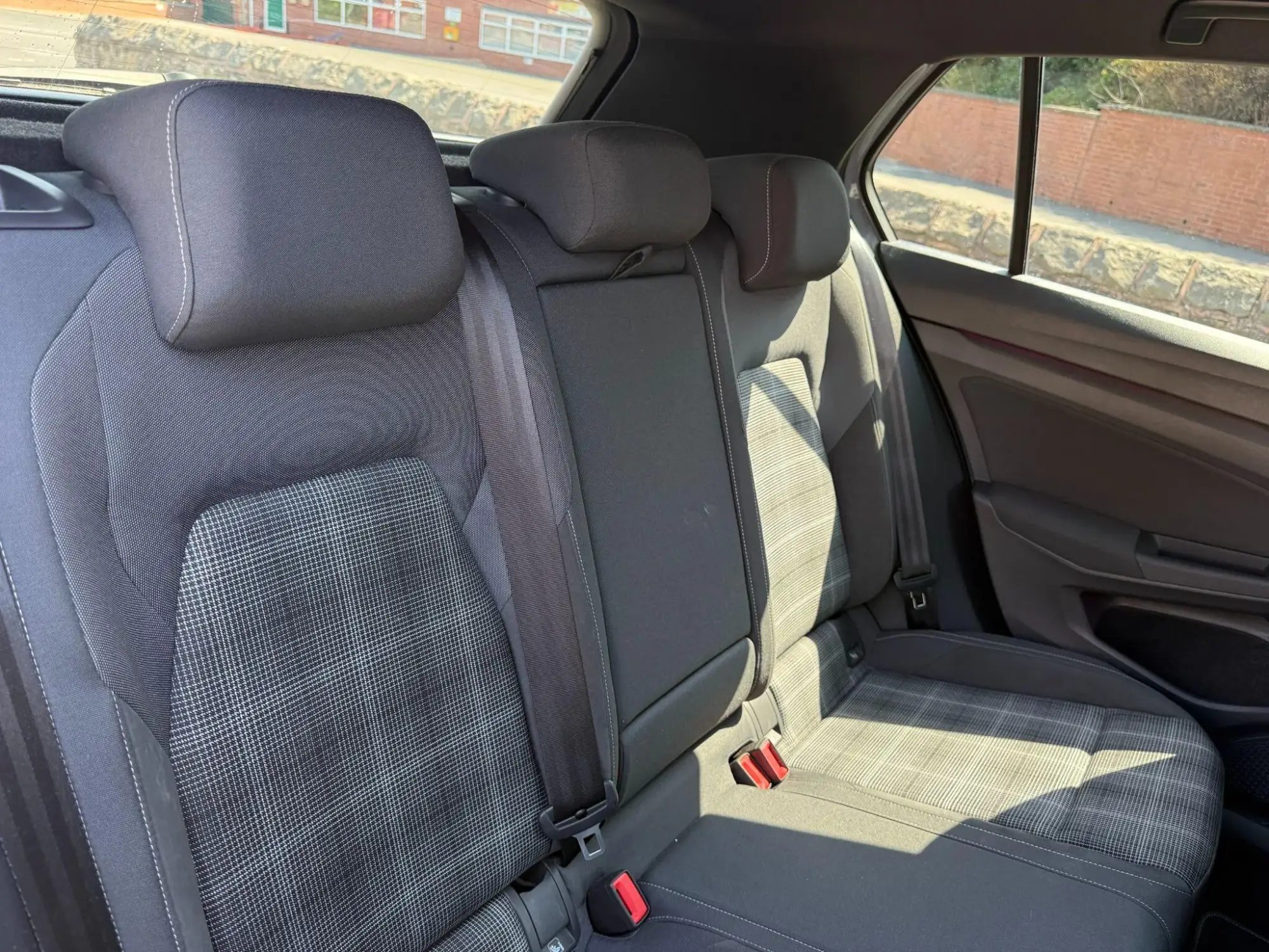 Volkswagen Golf Image 16
