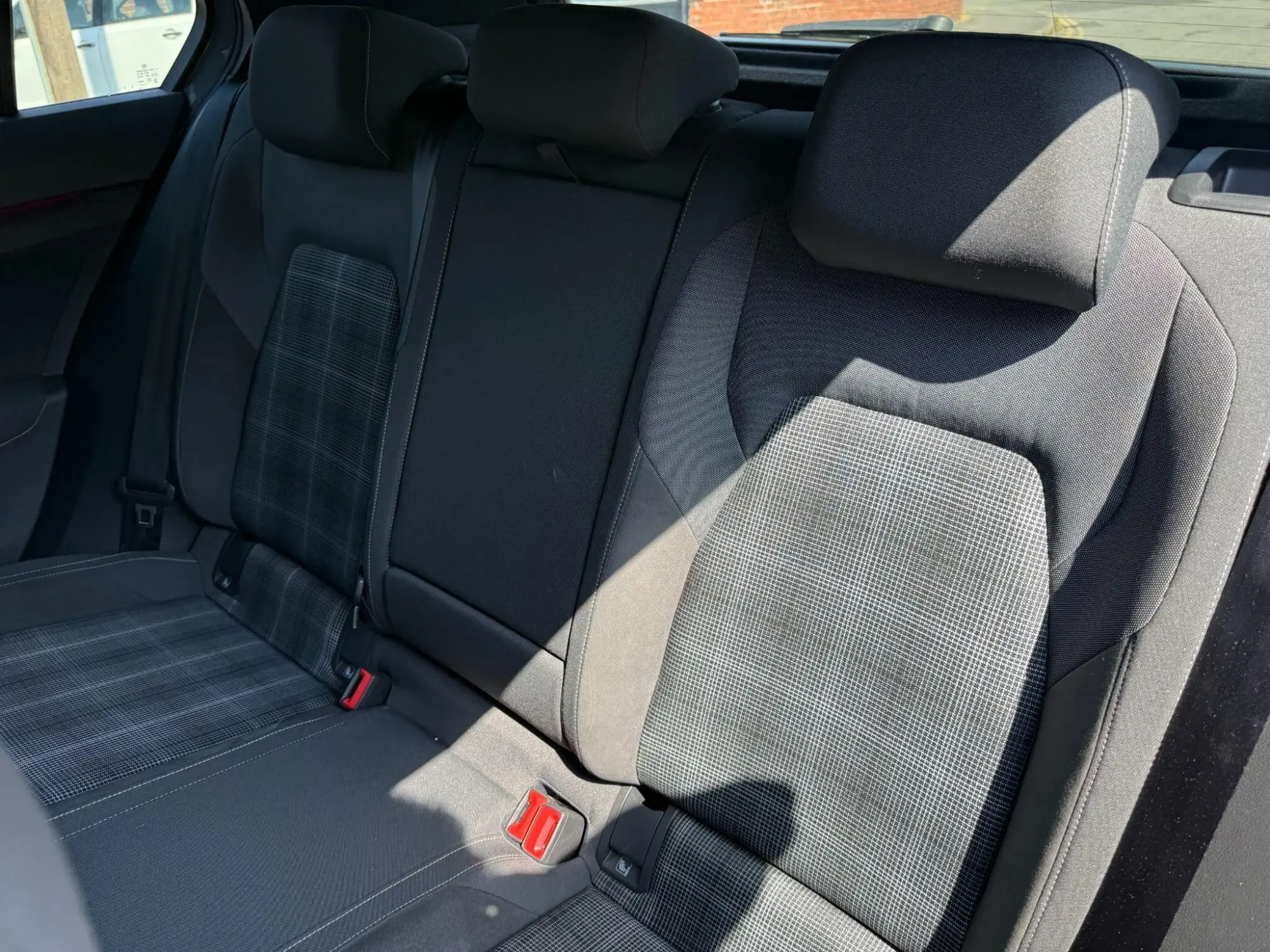 Volkswagen Golf Image 17