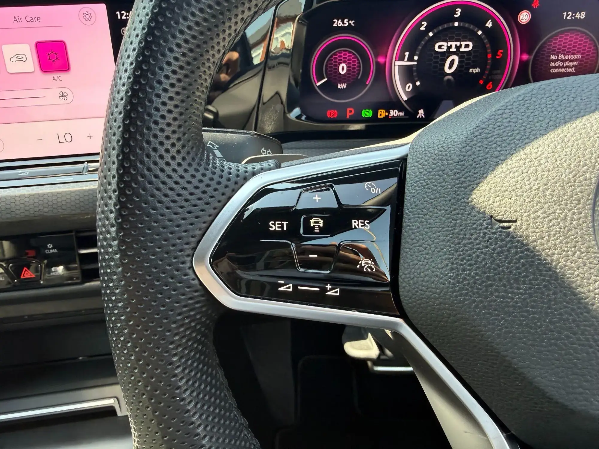 Volkswagen Golf Image 18