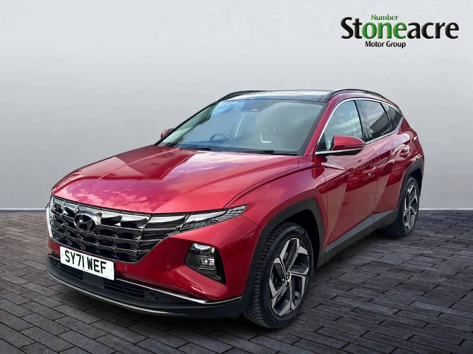 Hyundai TUCSON Plug-in Hybrid 1.6 h T-GDi 13.8kWh Ultimate SUV 5dr Petrol Plug-in Hybrid Auto 4WD Euro 6 (s/s) (265 ps) SY71WEF Image 3 Hyundai TUCSON Plug-in Hybrid 1.6 h T-GDi 13.8kWh Ultimate SUV 5dr Petrol Plug-in Hybrid Auto 4WD Euro 6 (s/s) (265 ps) SY71WEF Image 3