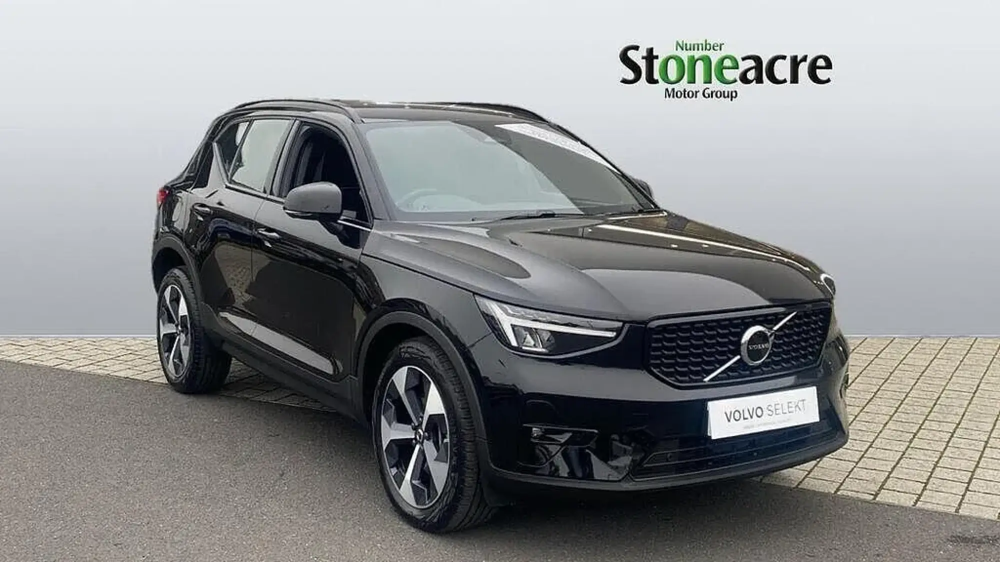 Volvo XC40 Image 1