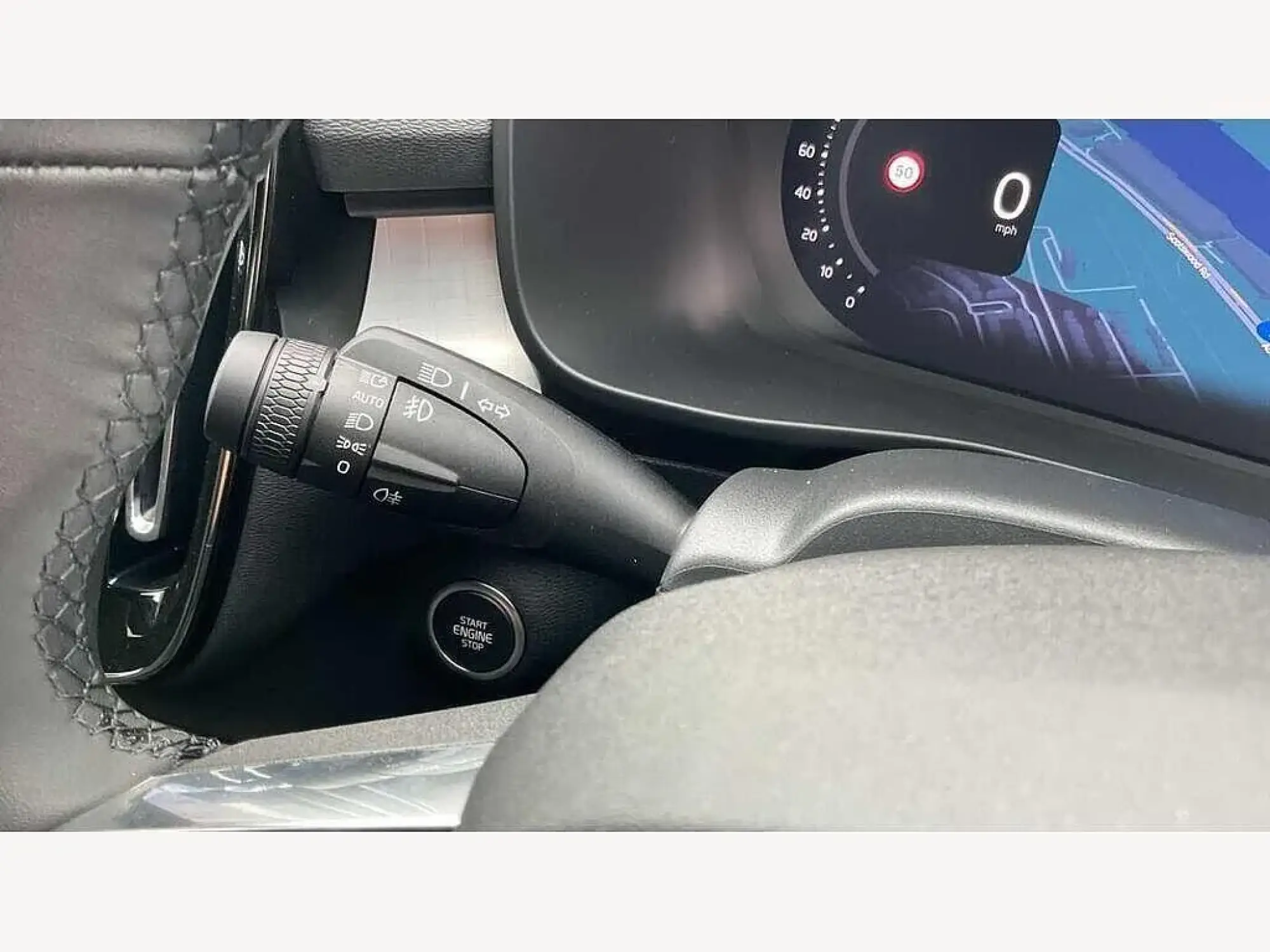 Volvo XC40 Image 13