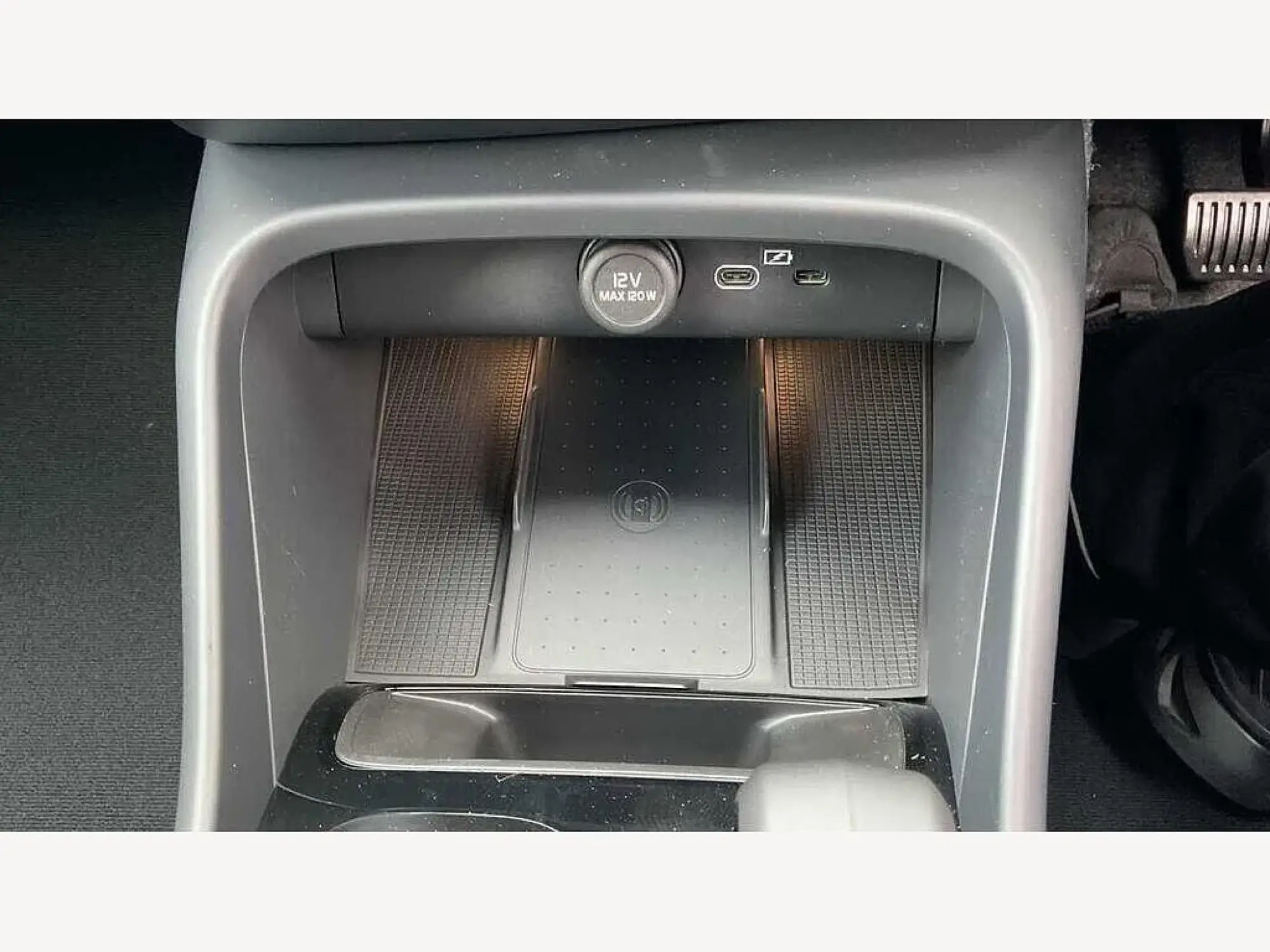 Volvo XC40 Image 19