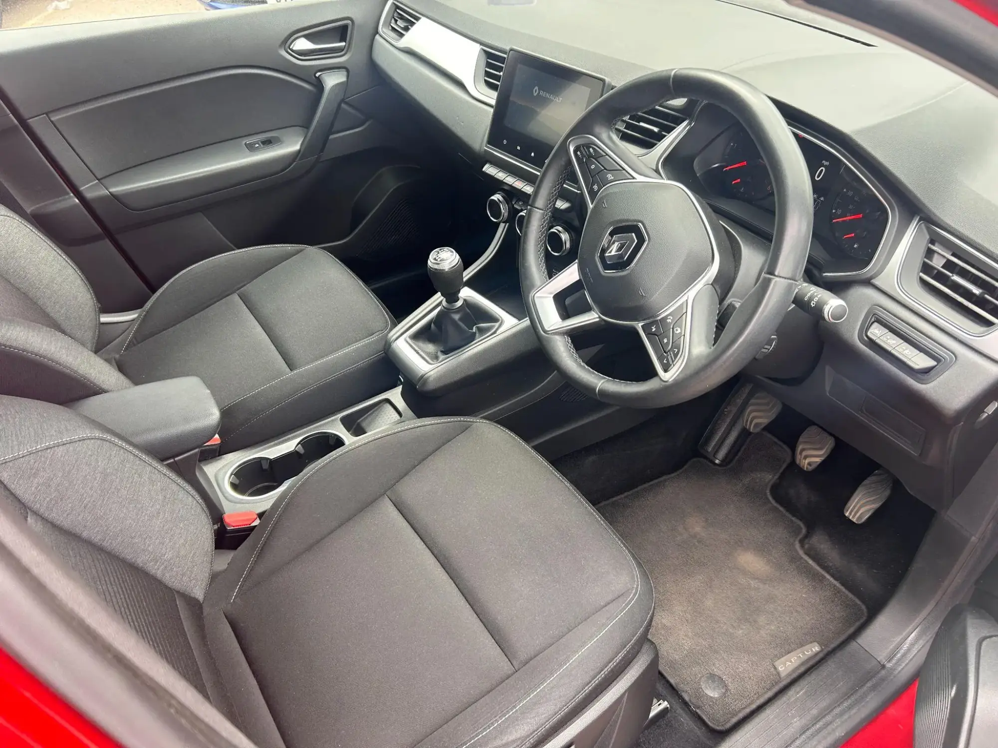 Renault Captur Image 10 Renault Captur Image 10
