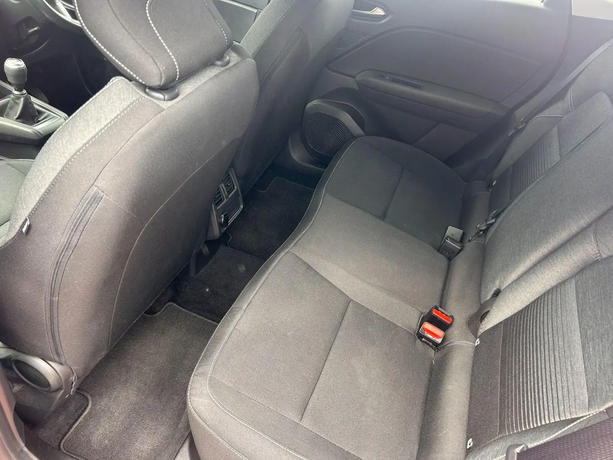Renault Captur Image 11 Renault Captur Image 11